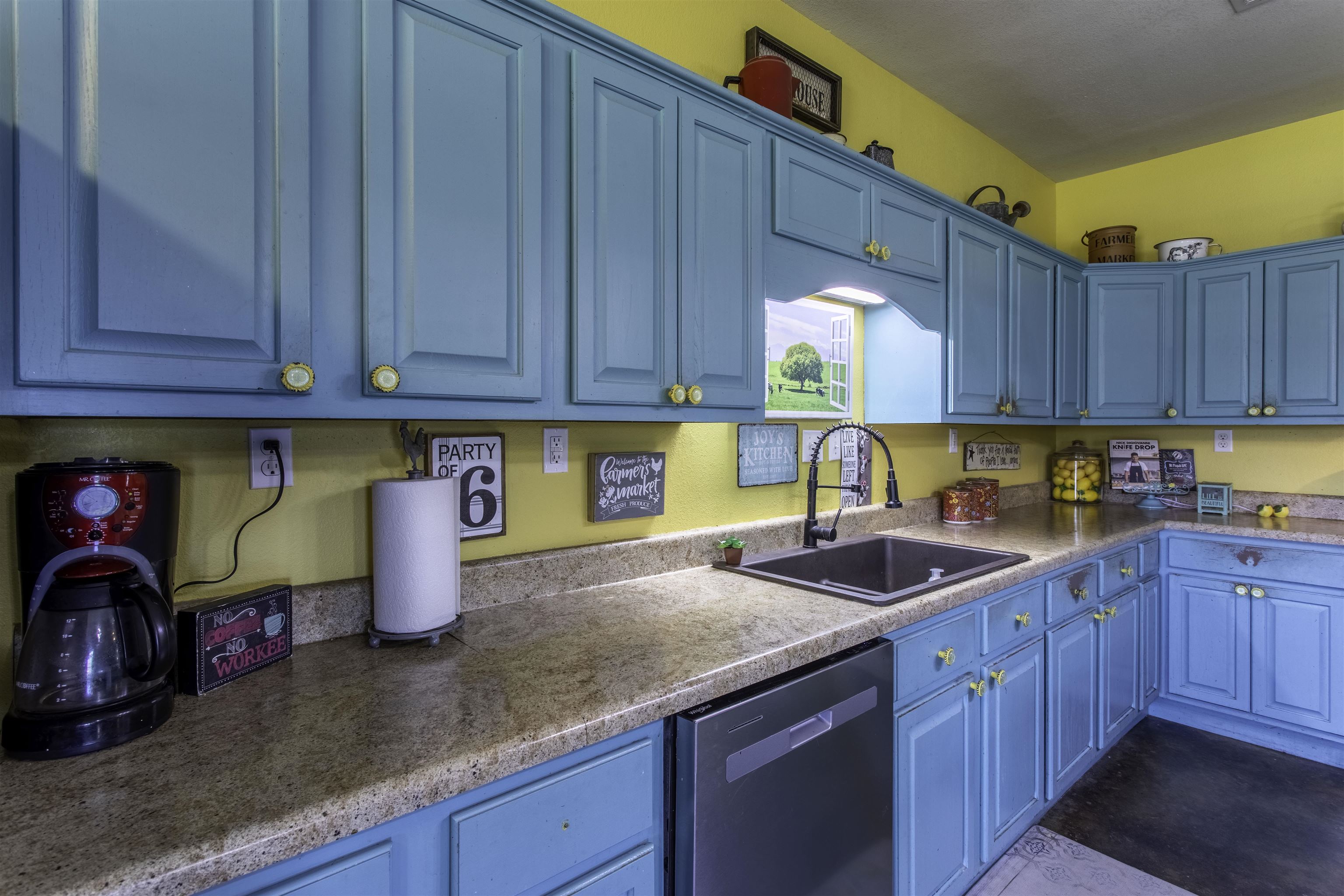 Photo 9 - Residential for sale – 157  Alma   Highland, AR