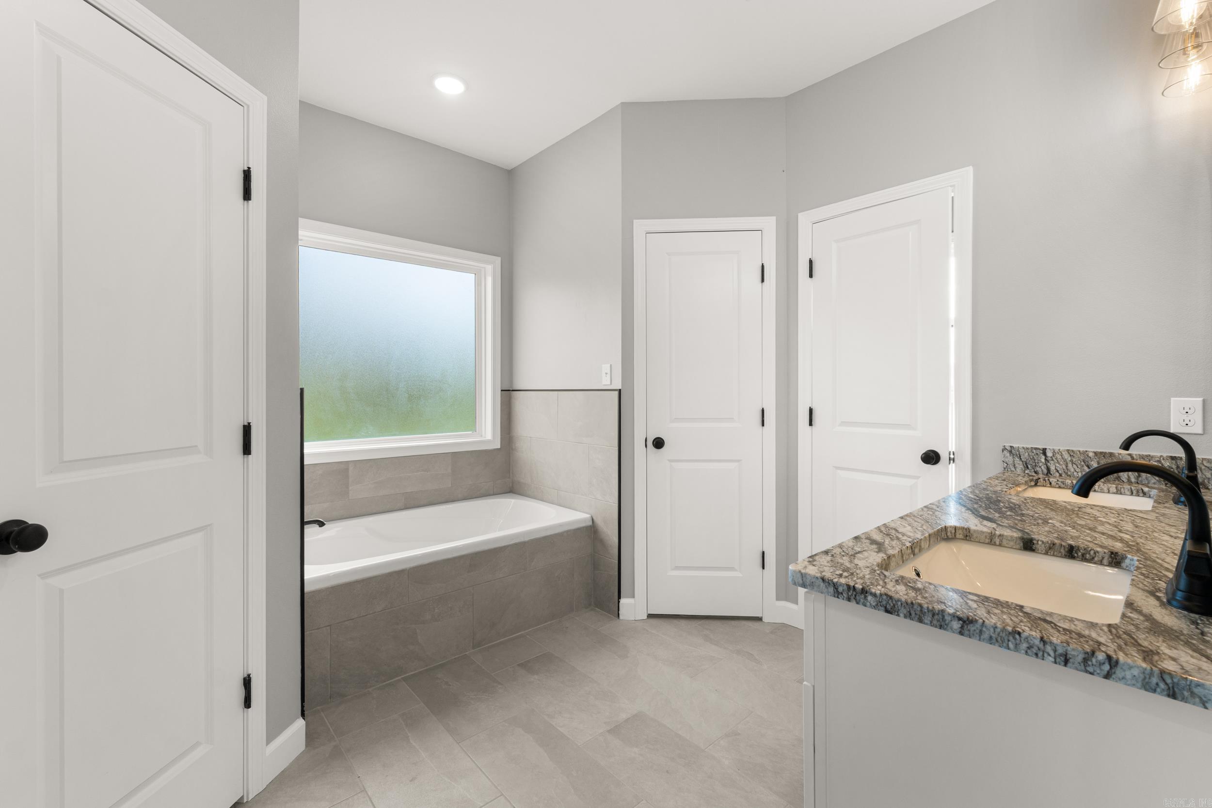 Photo 15 - Residential for sale – 28  Sisney Drive   Ash Flat, AR