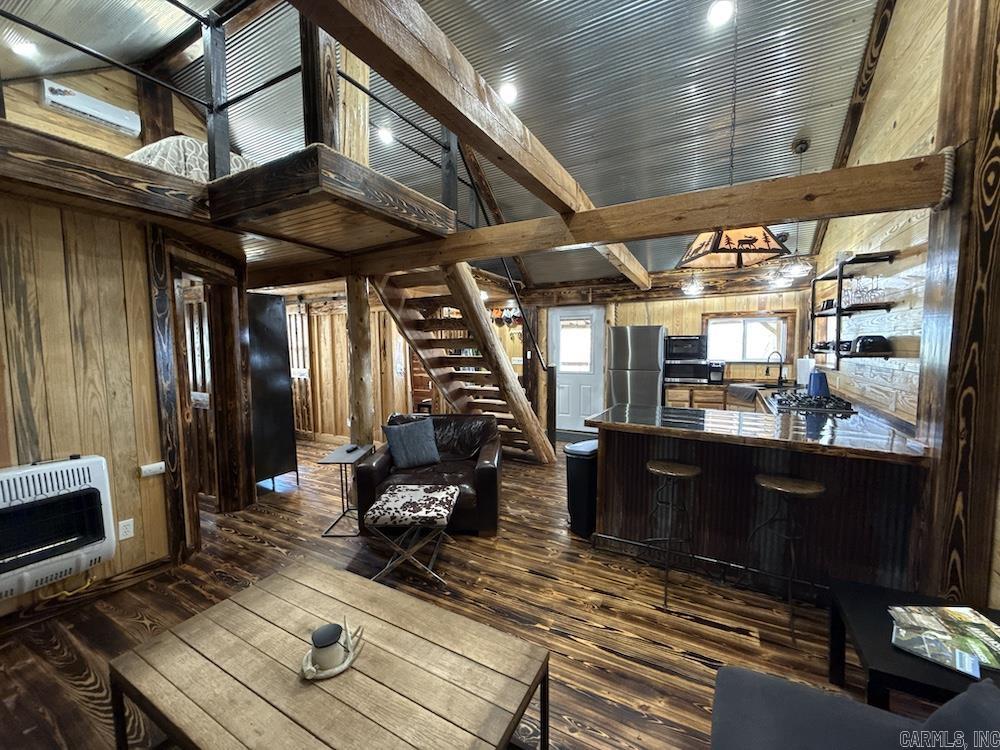 Photo 2 - Residential for sale – 627  Dogwood Hollow Road   Melbourne, AR