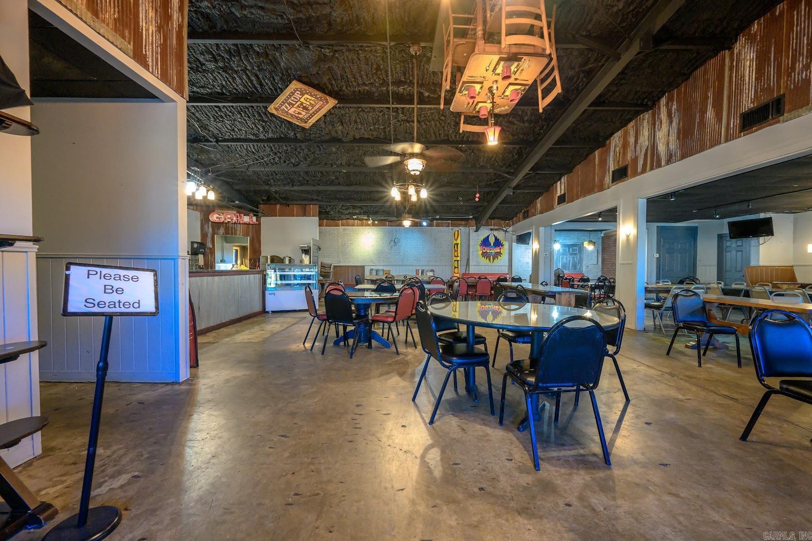 Photo 17 - Commercial / Industrial for sale – 2121  Batesville Blvd   Batesville, AR