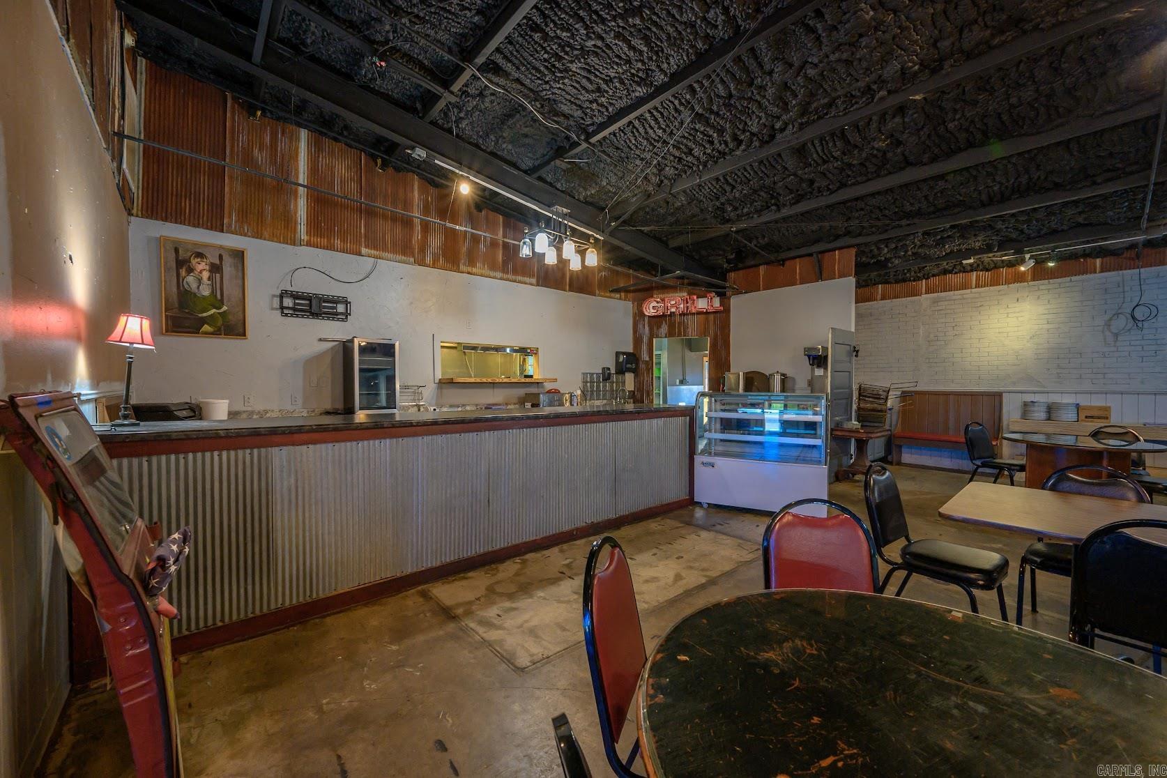 Photo 18 - Commercial / Industrial for sale – 2121  Batesville Blvd   Batesville, AR