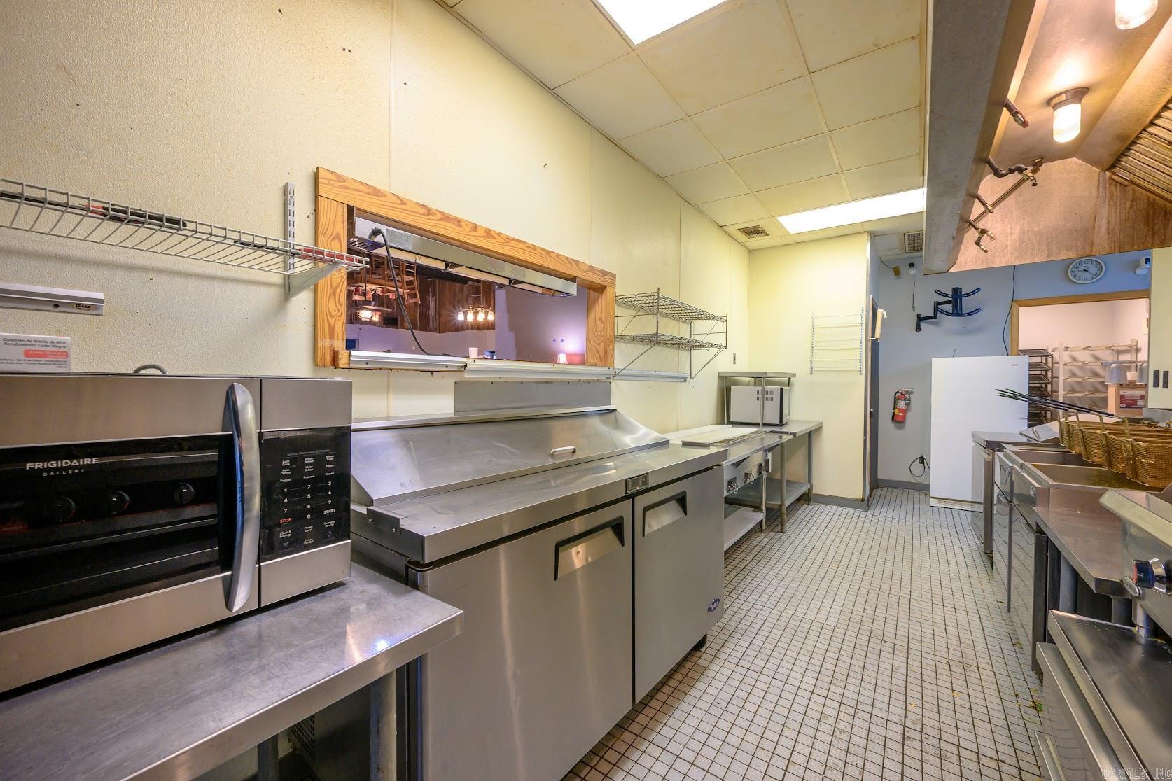 Photo 27 - Commercial / Industrial for sale – 2121  Batesville Blvd   Batesville, AR