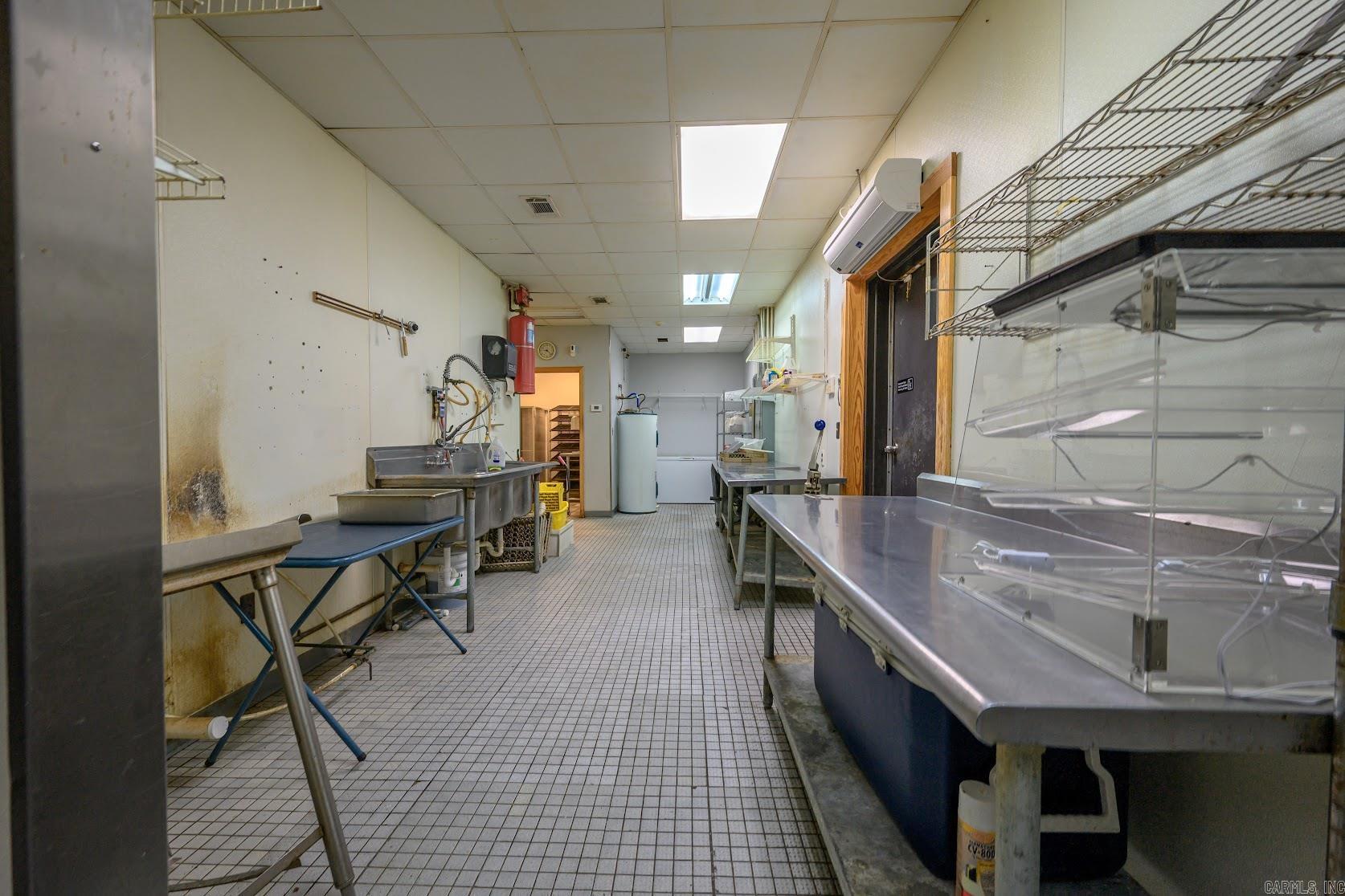 Photo 30 - Commercial / Industrial for sale – 2121  Batesville Blvd   Batesville, AR