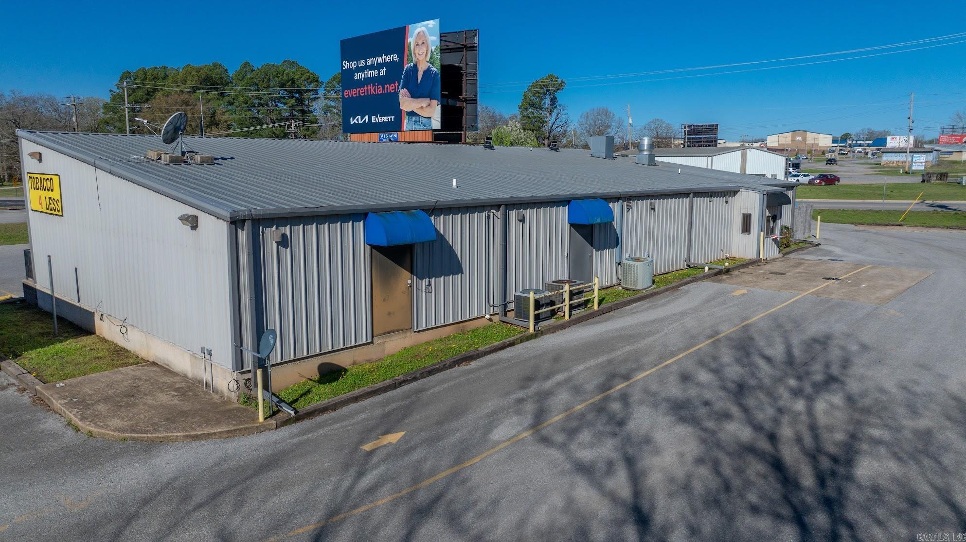 Photo 7 - Commercial / Industrial for sale – 2121  Batesville Blvd   Batesville, AR