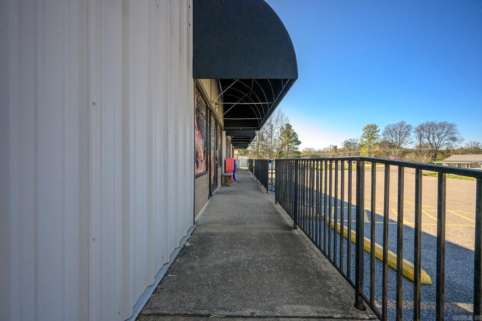 Photo 9 - Commercial / Industrial for sale – 2121  Batesville Blvd   Batesville, AR