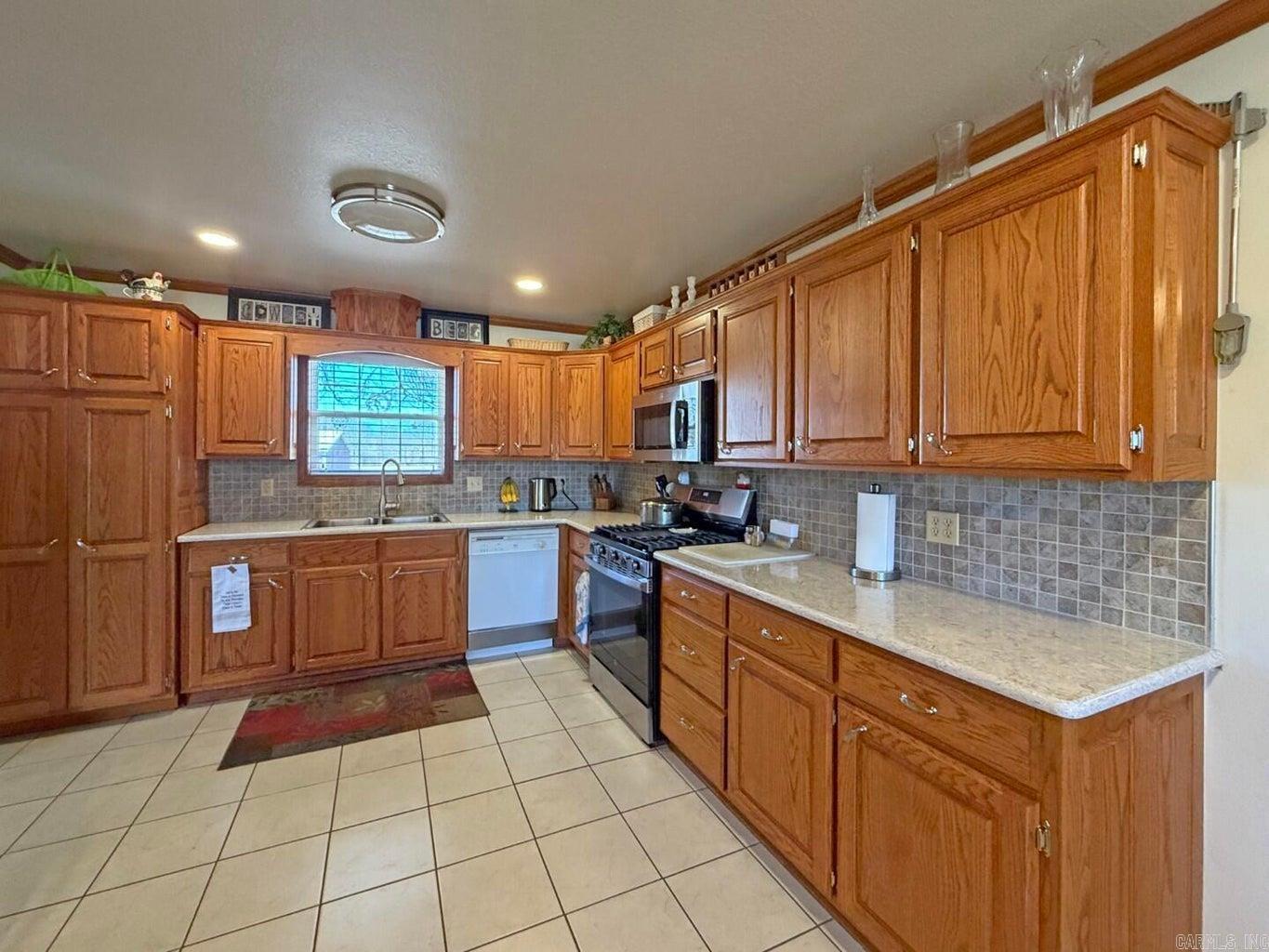 Photo 14 - Residential for sale – 245  watson   Batesville, AR