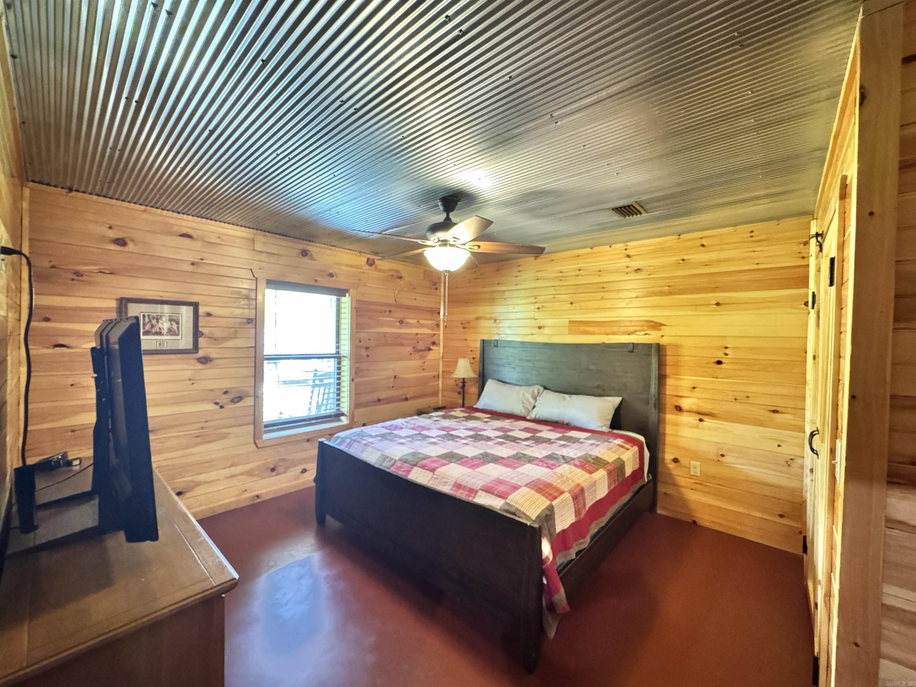 Photo 6 - Residential for sale – 950  Cool Water Retreat   Mountain View, AR