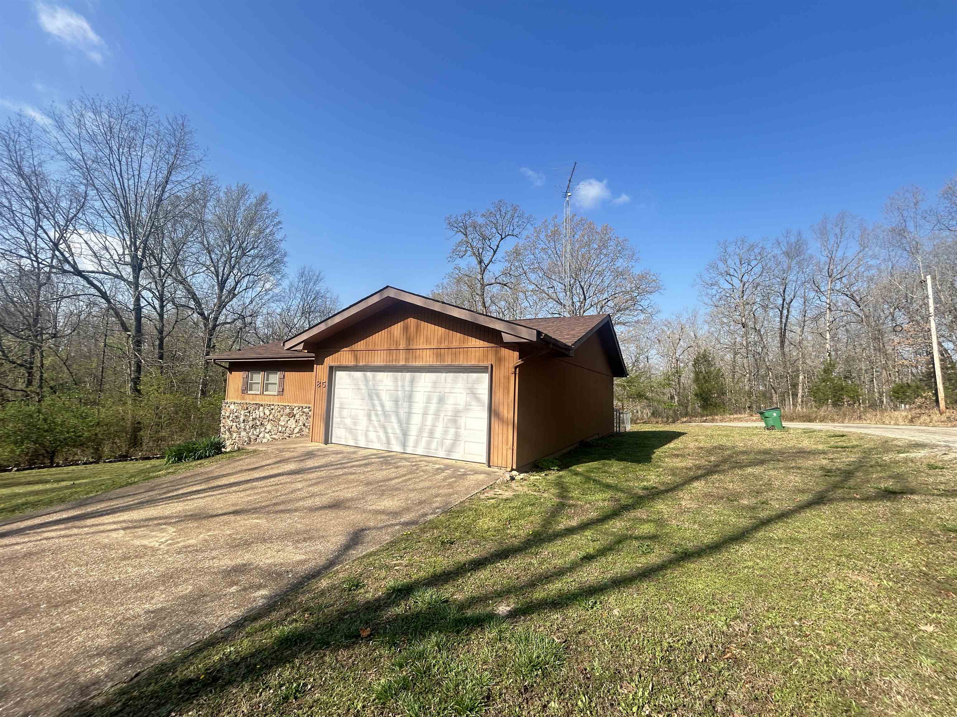 Photo 2 - Residential for sale – 85  Hictochee   Cherokee Village, AR