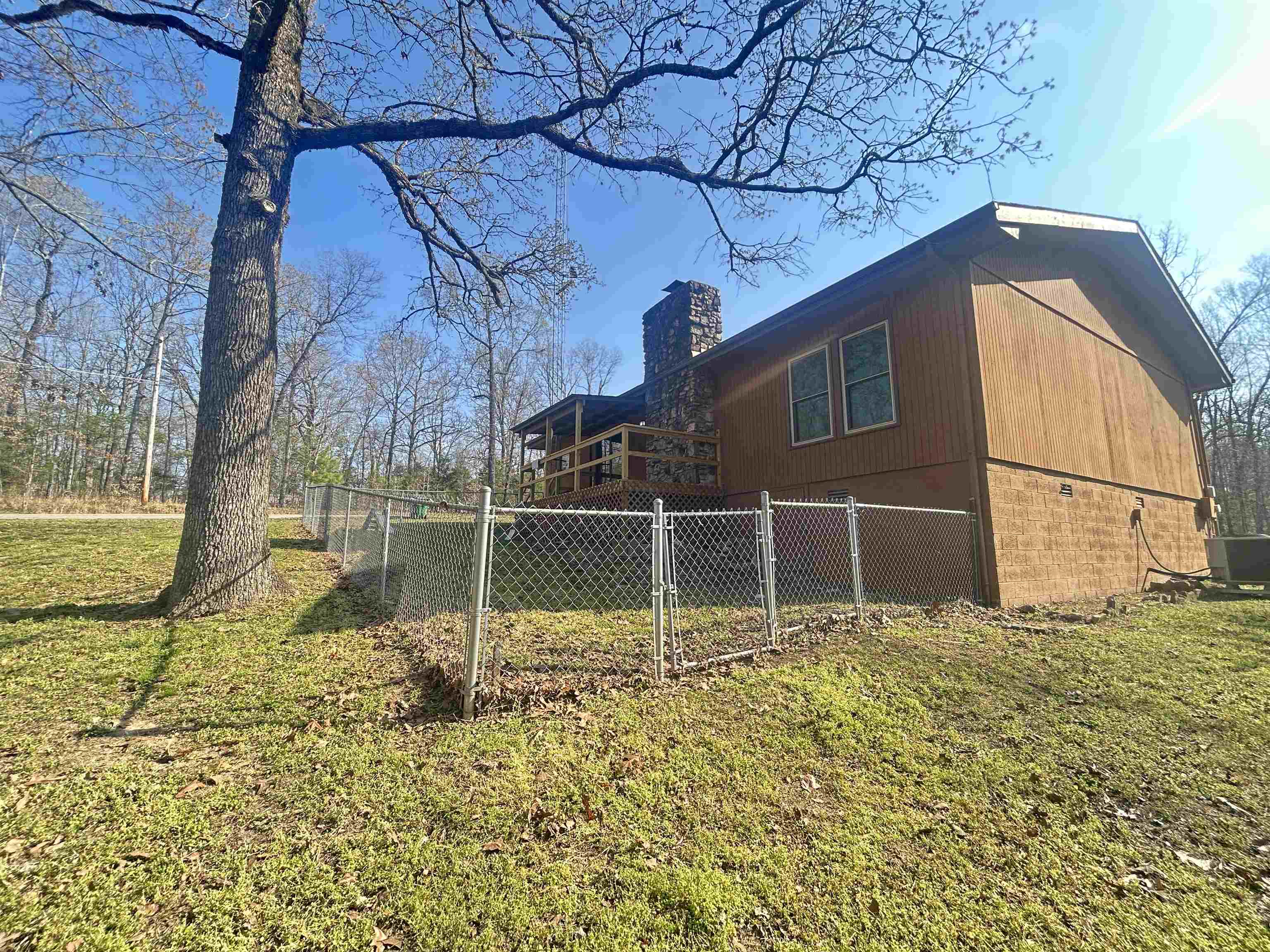 Photo 5 - Residential for sale – 85  Hictochee   Cherokee Village, AR