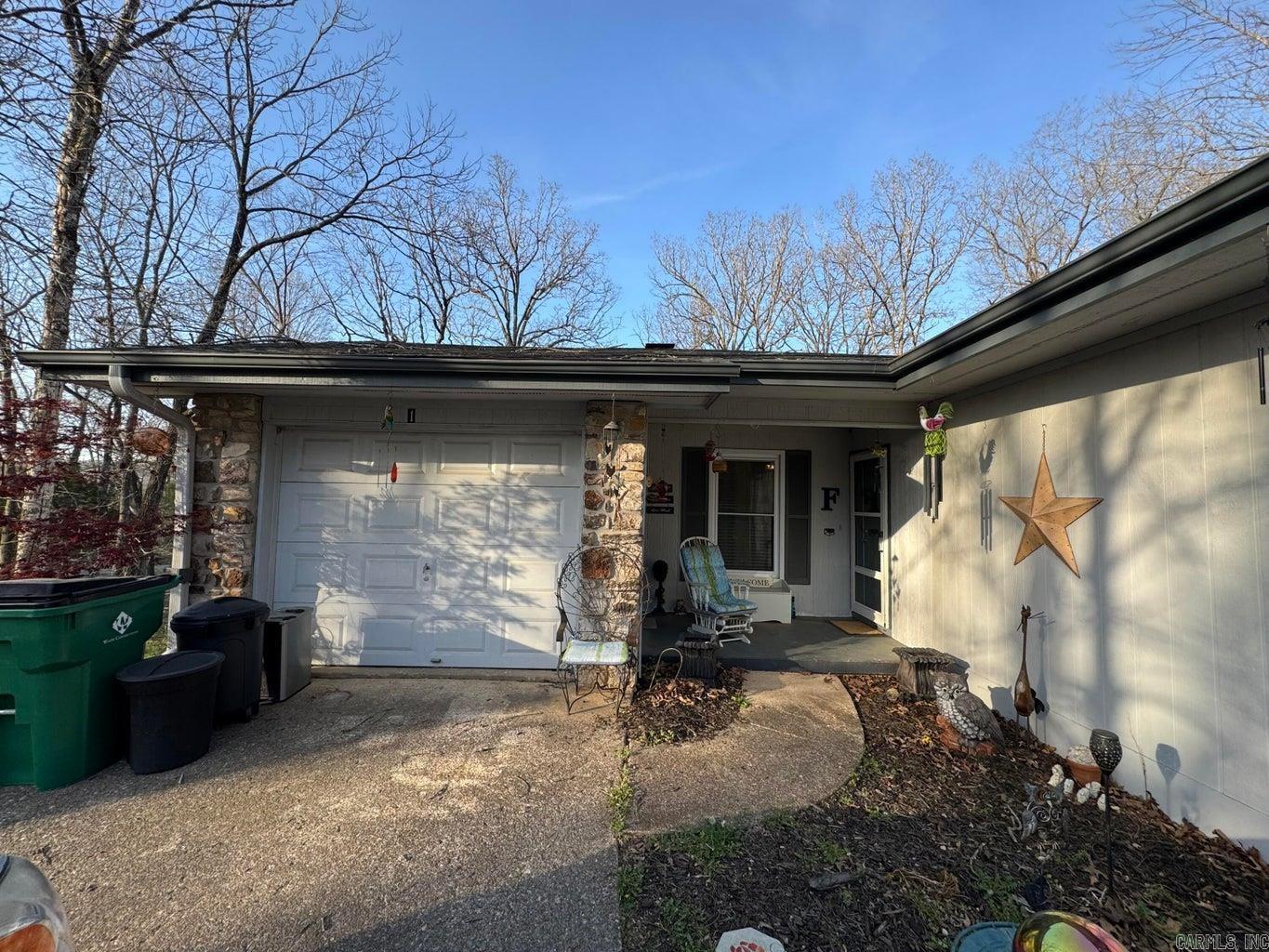 Photo 3 - Residential for sale – 1  Powhatan   Cherokee Village, AR