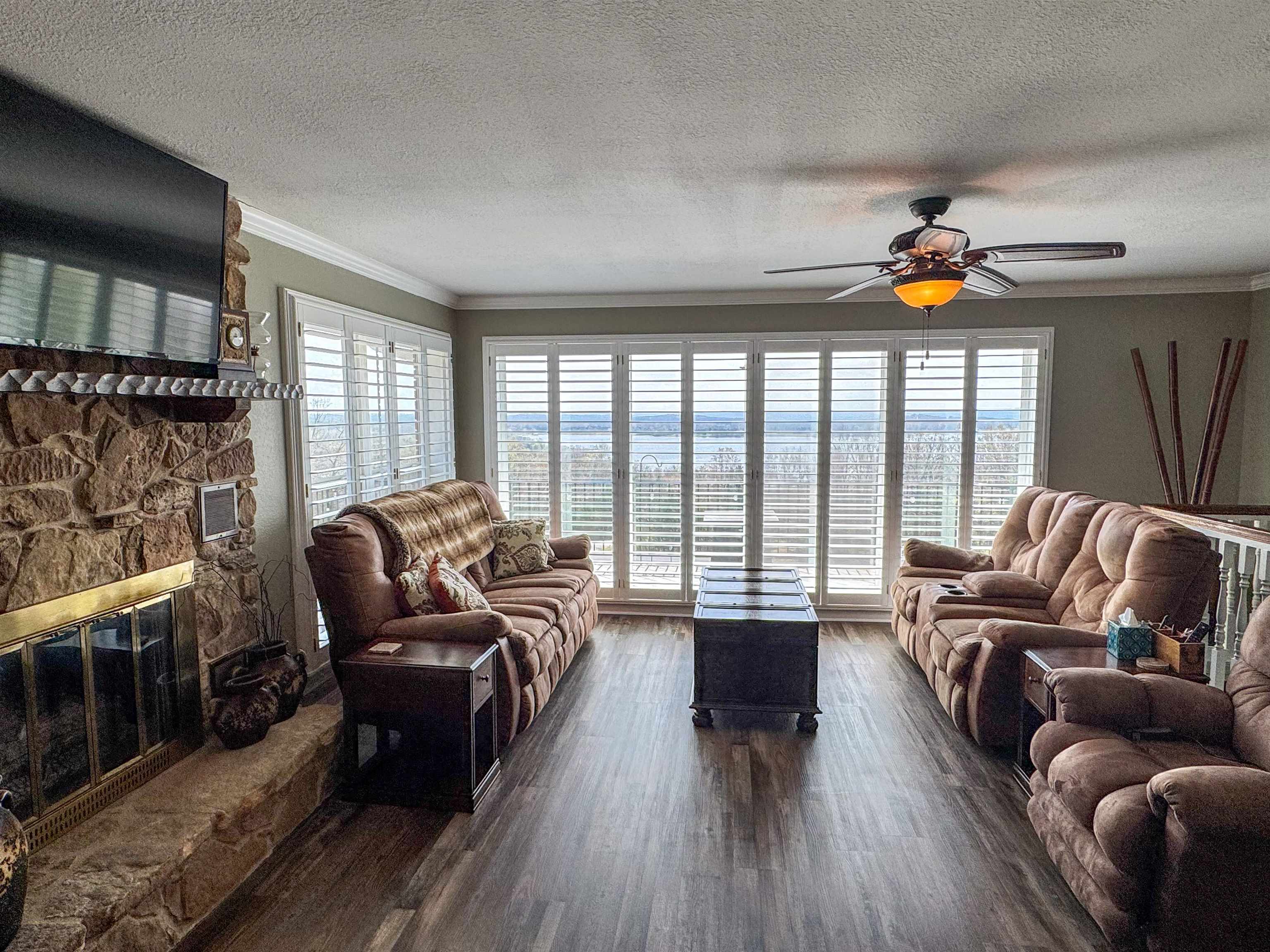 Photo 9 - Residential for sale – 2009  Michigan Ave   Horseshoe Bend, AR