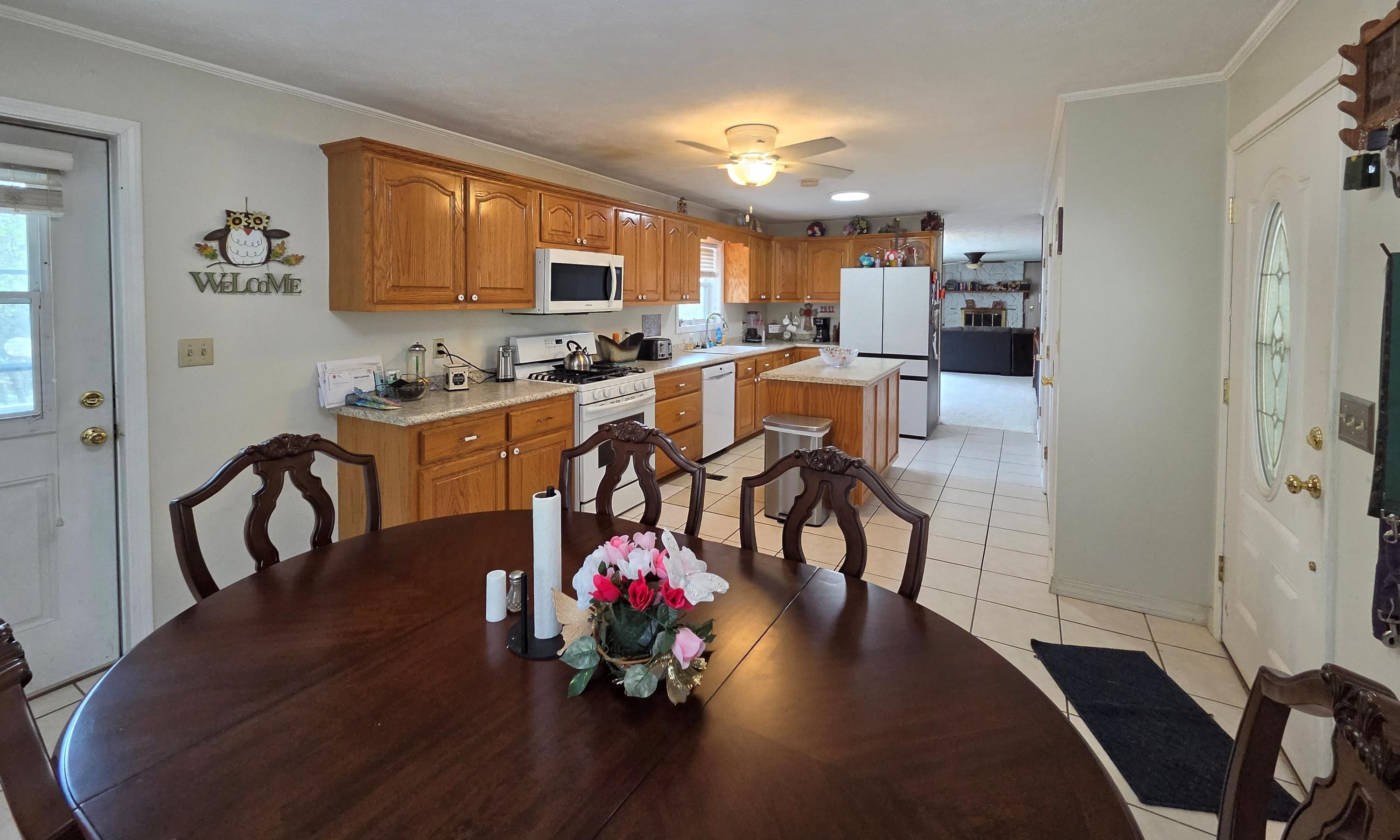 Photo 5 - Residential for sale – 1012  Fairwater   Horseshoe Bend, AR