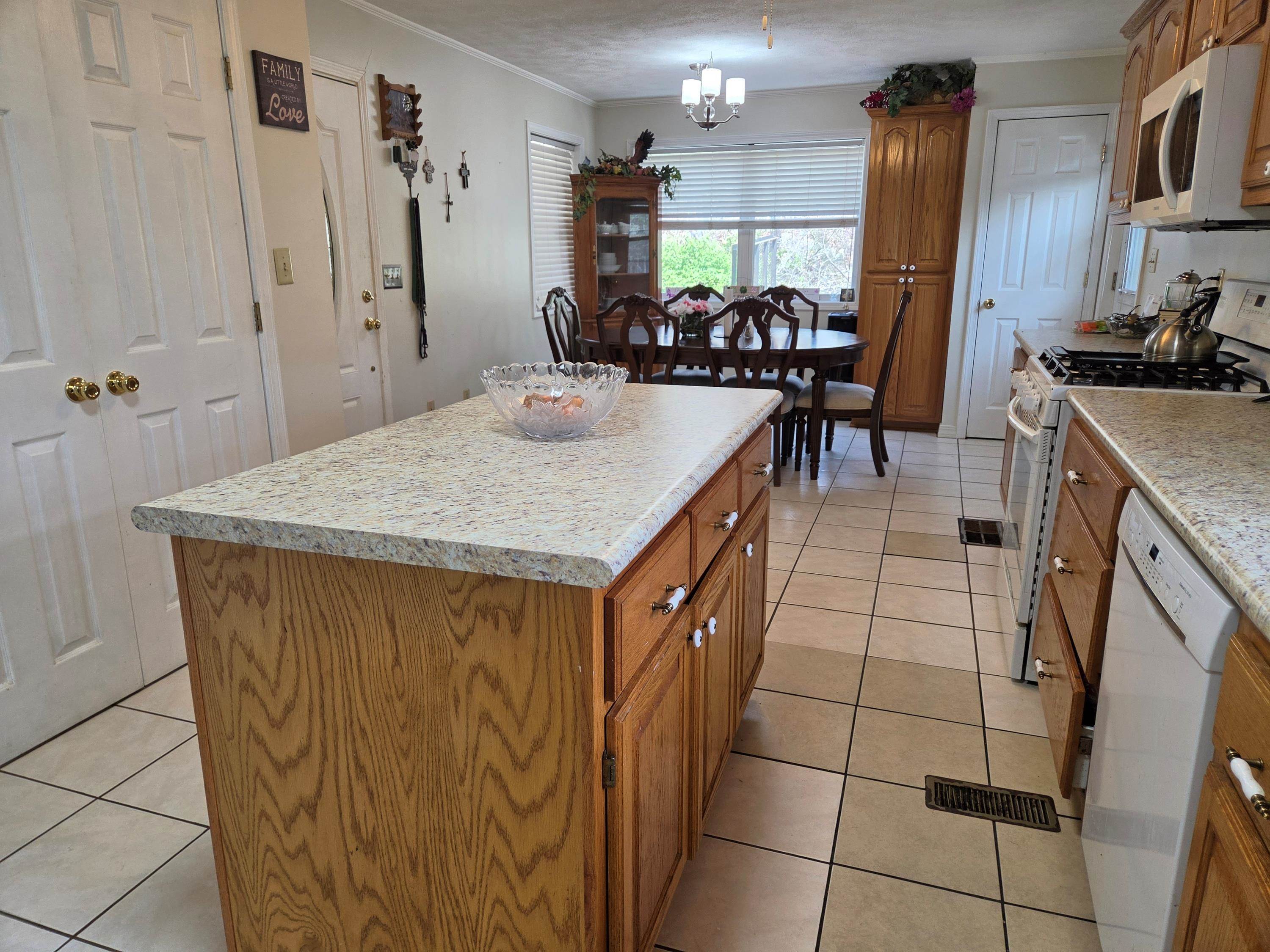 Photo 8 - Residential for sale – 1012  Fairwater   Horseshoe Bend, AR