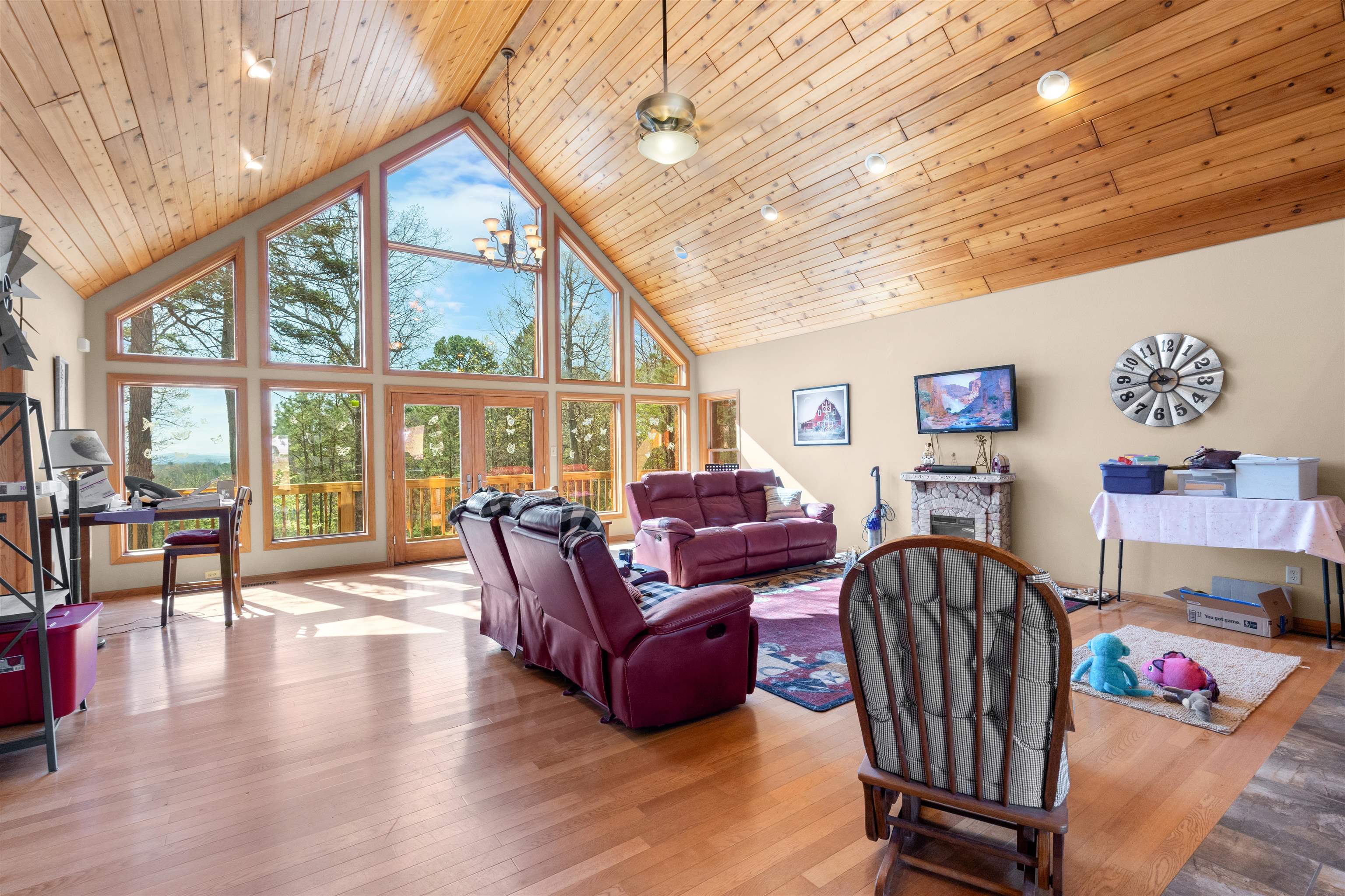 Photo 2 - Residential for sale – 89  Old Staggs Road   Calico Rock, AR