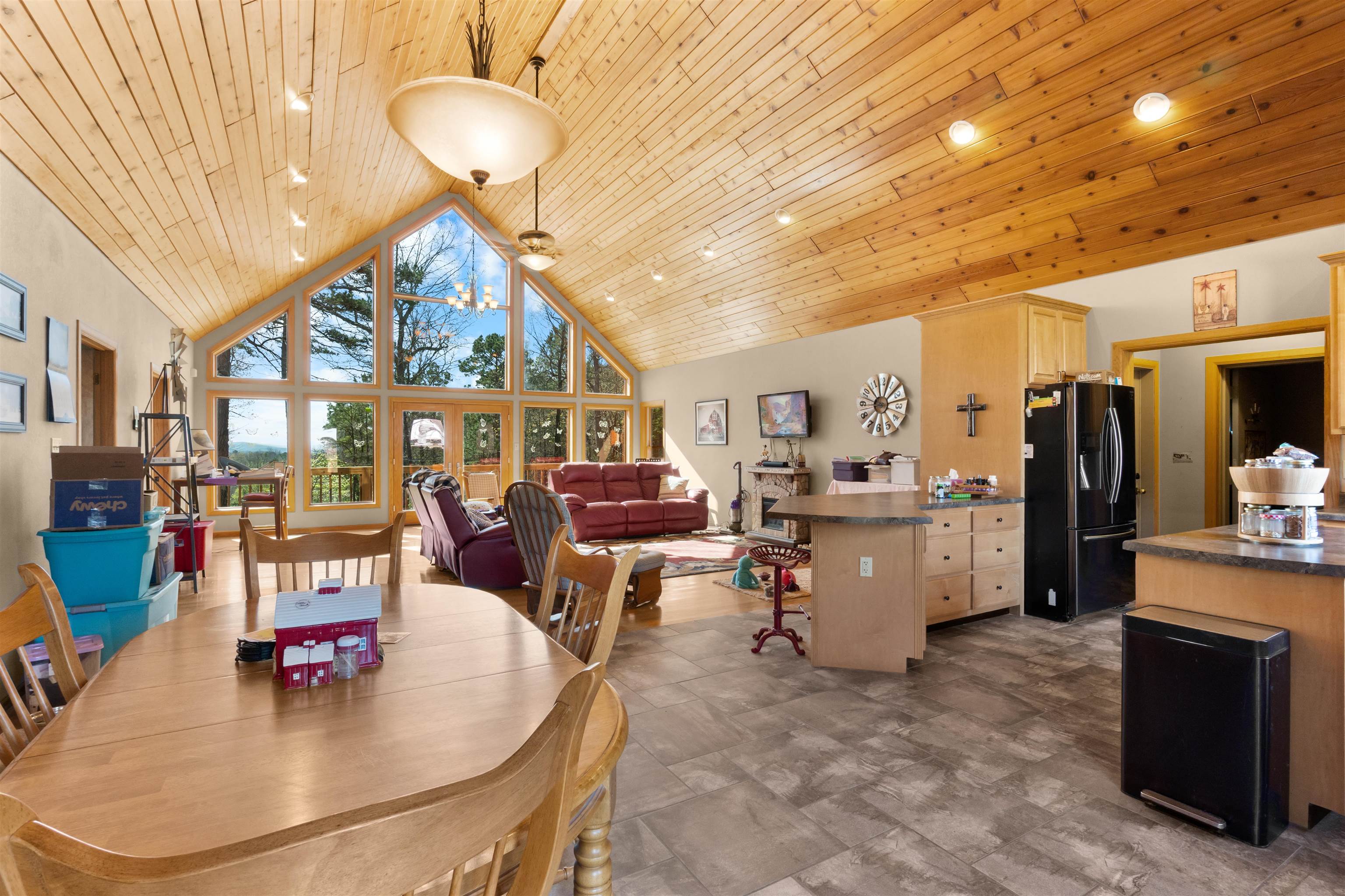 Photo 3 - Residential for sale – 89  Old Staggs Road   Calico Rock, AR