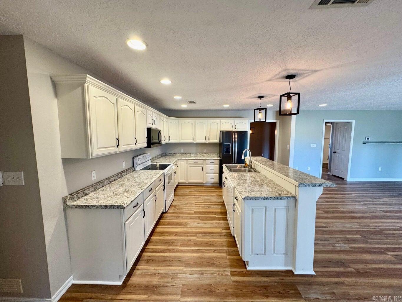 Photo 10 - Residential for sale – 194  Harry   Batesville, AR