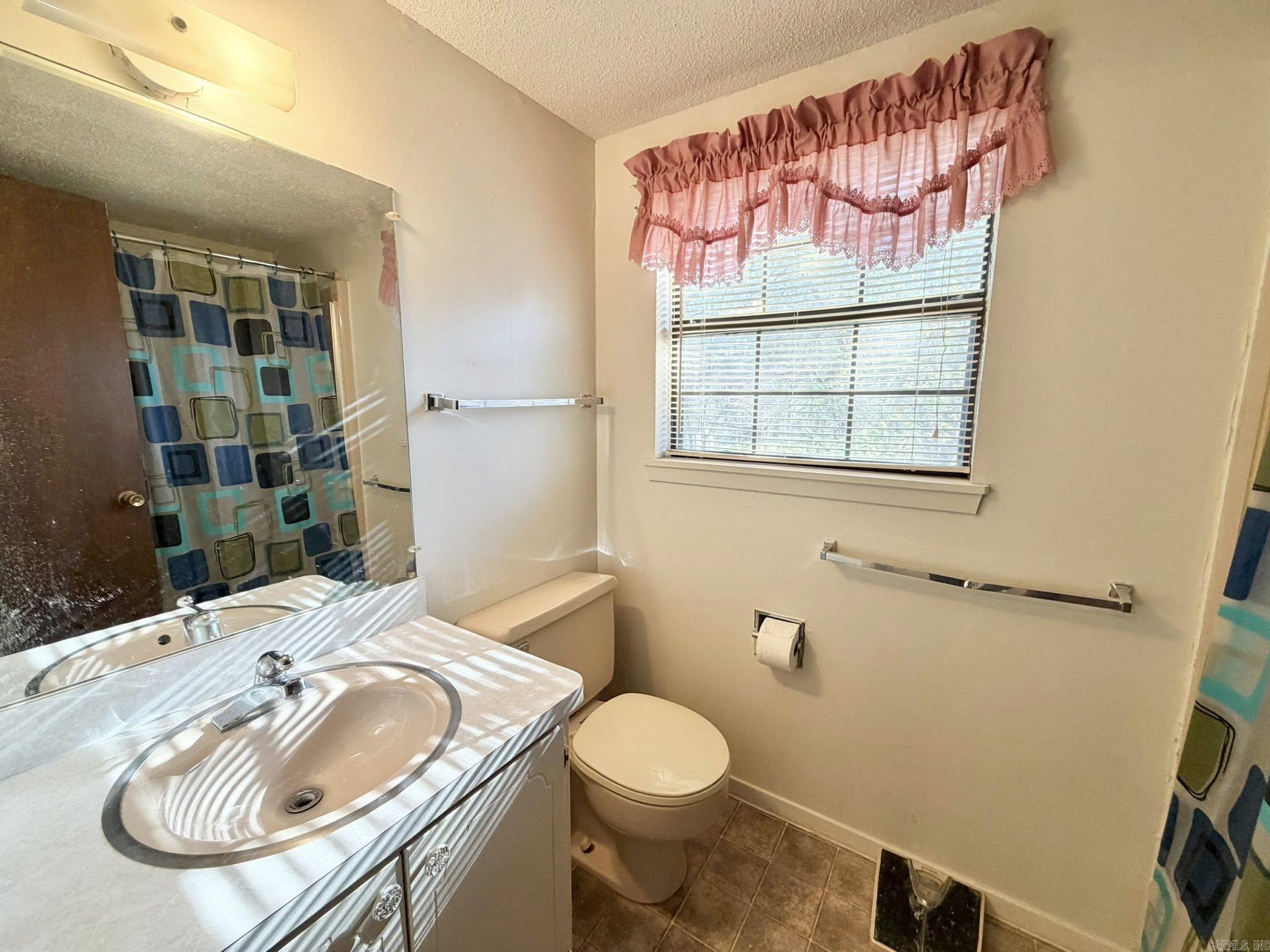 Photo 11 - Residential for sale – 3015  Debra   Batesville, AR