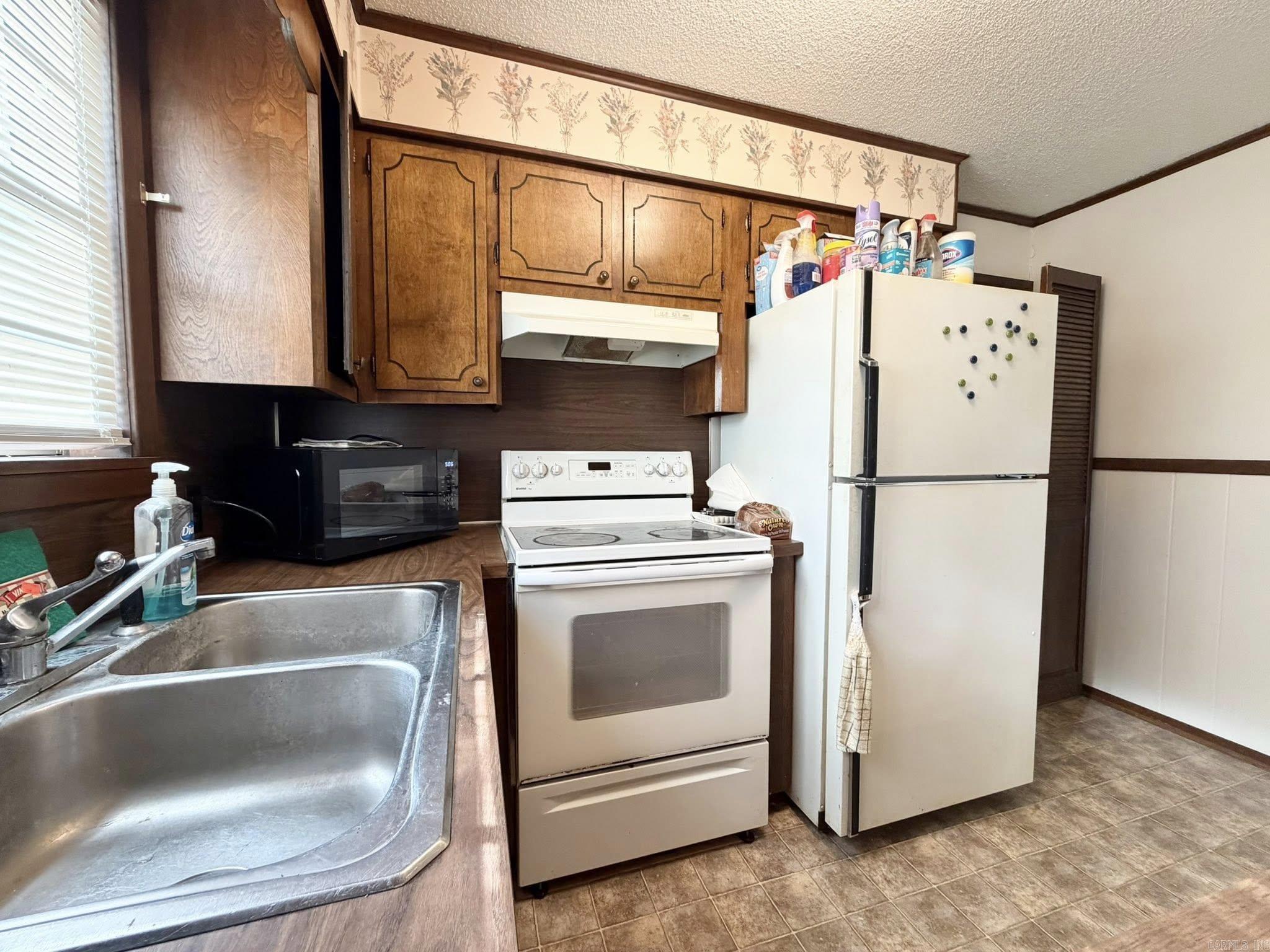 Photo 4 - Residential for sale – 3015  Debra   Batesville, AR