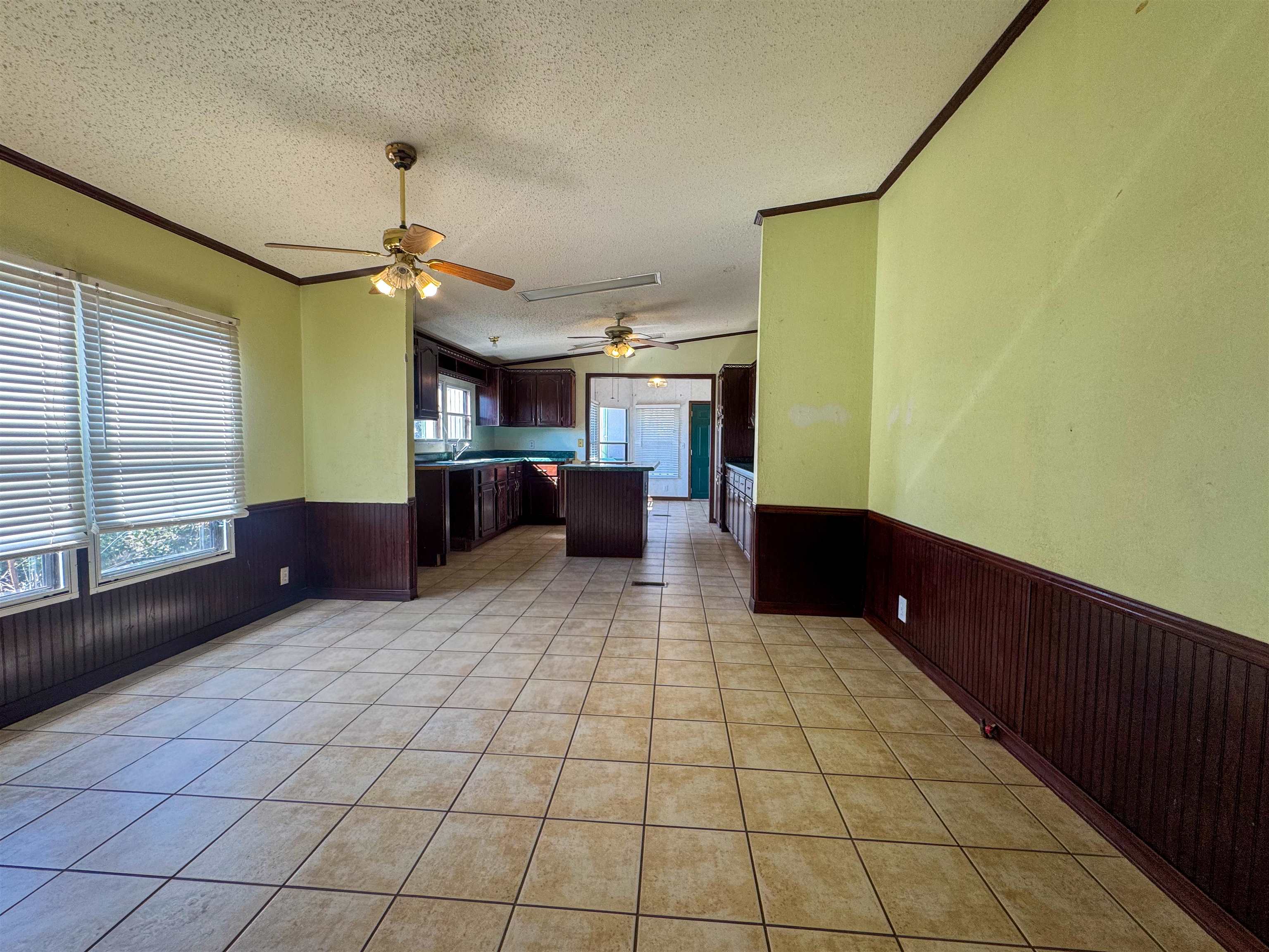 Photo 12 - Residential for sale – 1334  Annette   Mountain View, AR