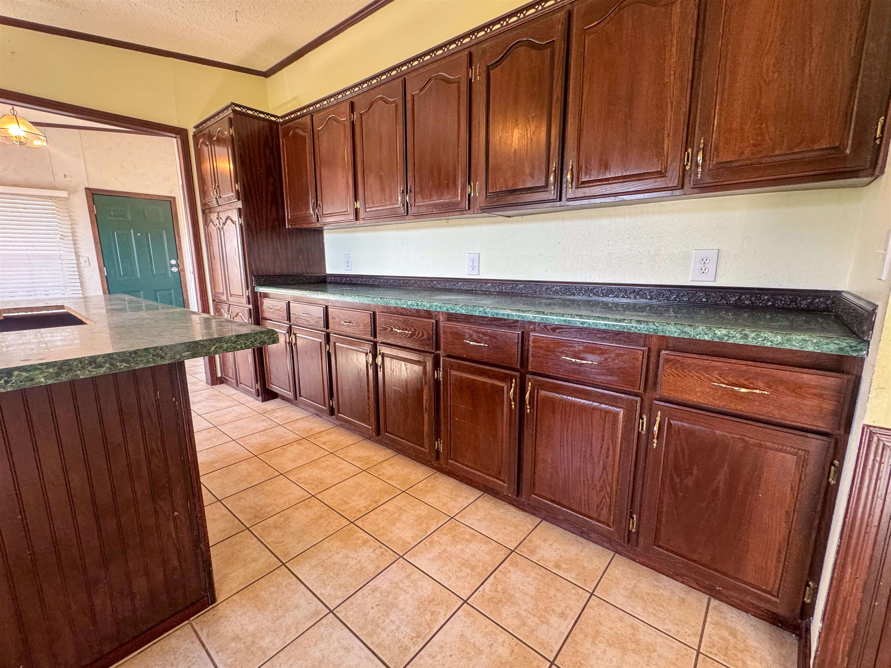 Photo 15 - Residential for sale – 1334  Annette   Mountain View, AR