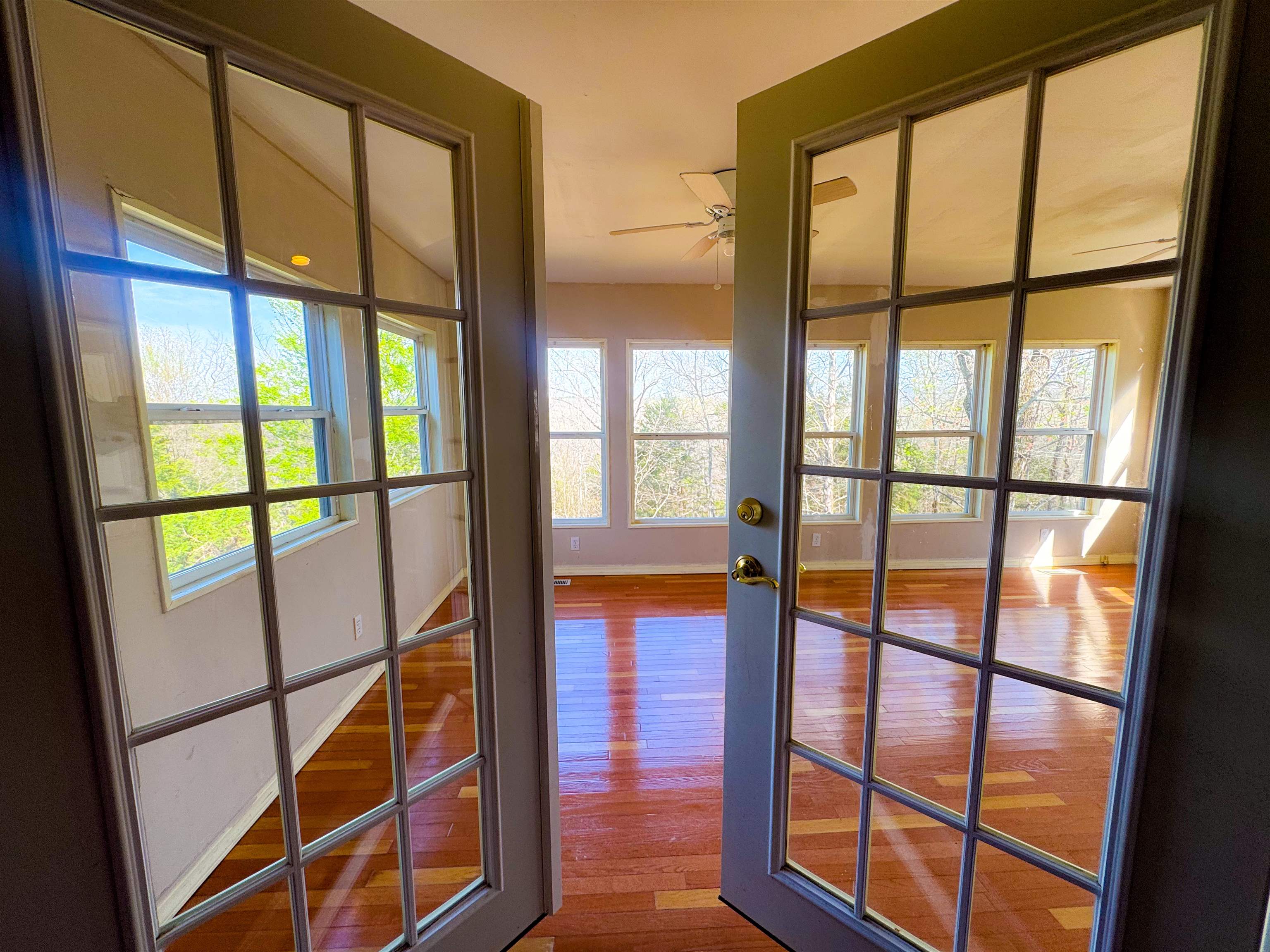 Photo 15 - Residential for sale – 1334  Annette   Mountain View, AR