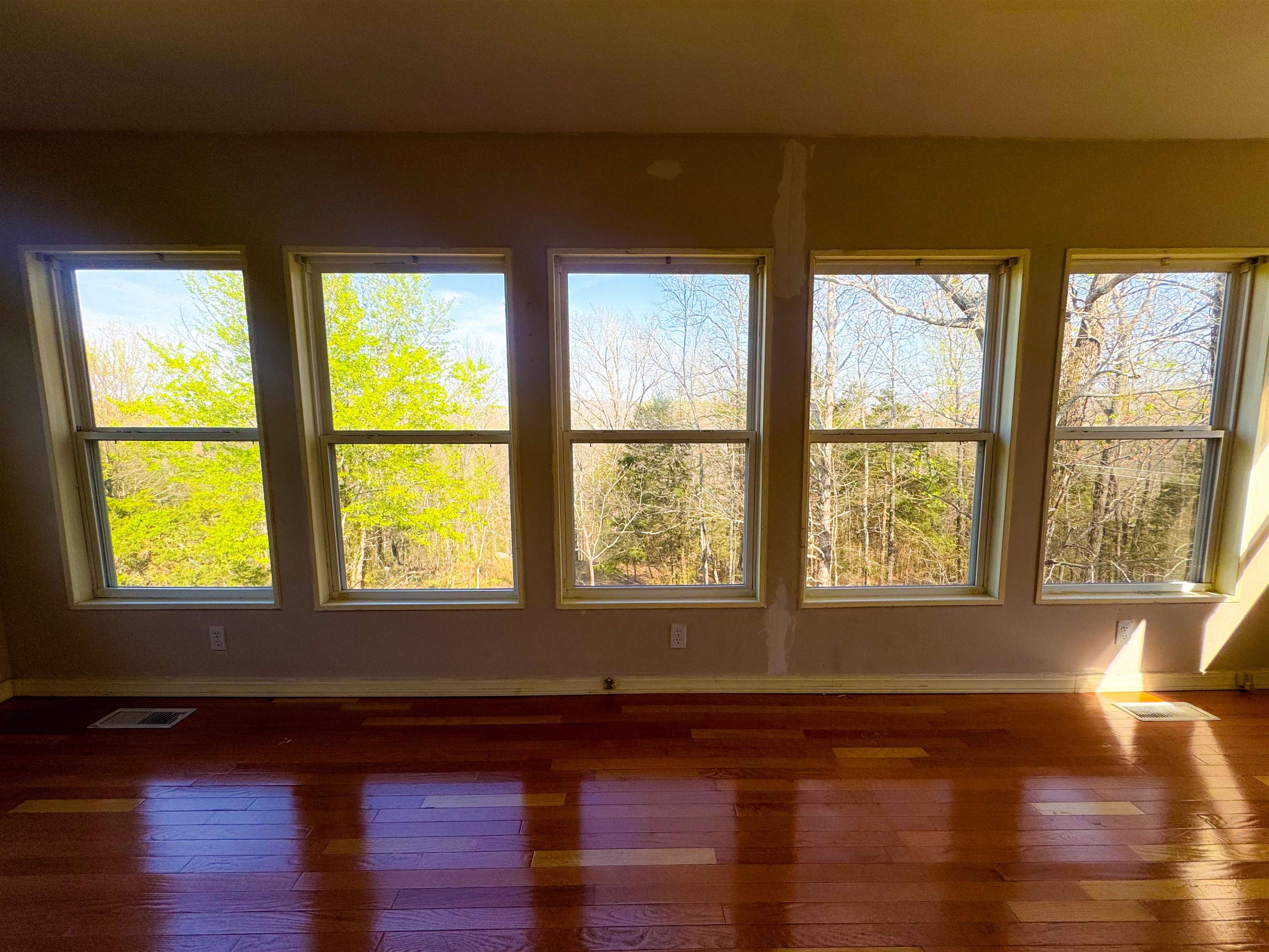 Photo 17 - Residential for sale – 1334  Annette   Mountain View, AR