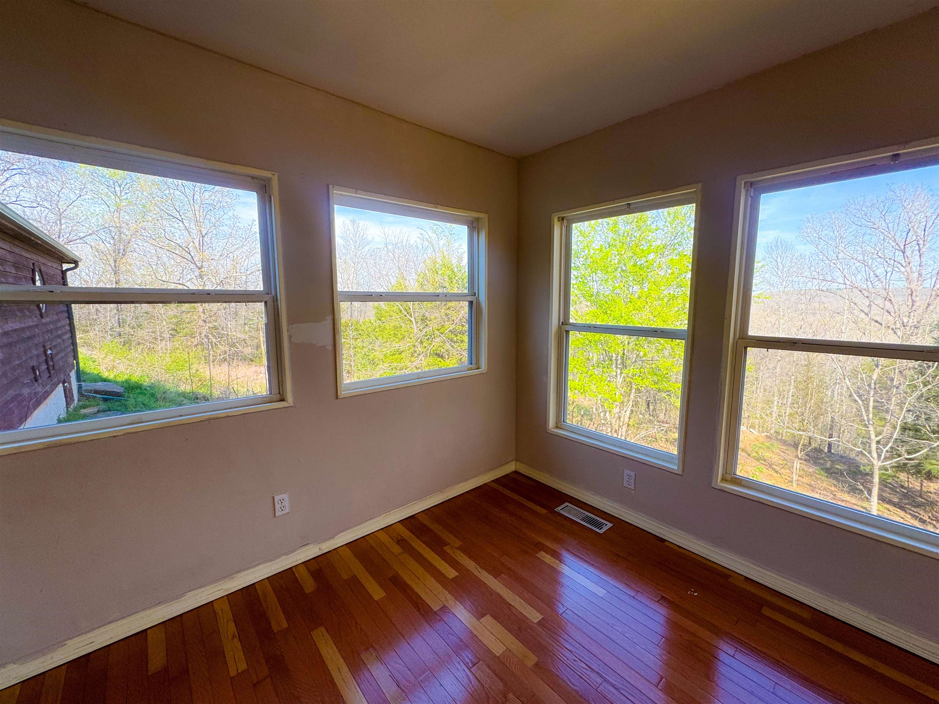 Photo 18 - Residential for sale – 1334  Annette   Mountain View, AR