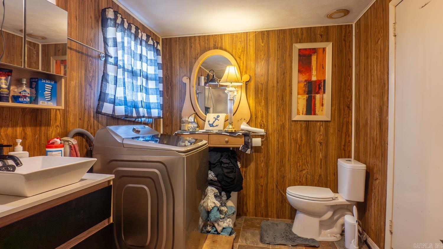 Photo 18 - Residential for sale – 2250  Main Street   Mammoth Spring, AR