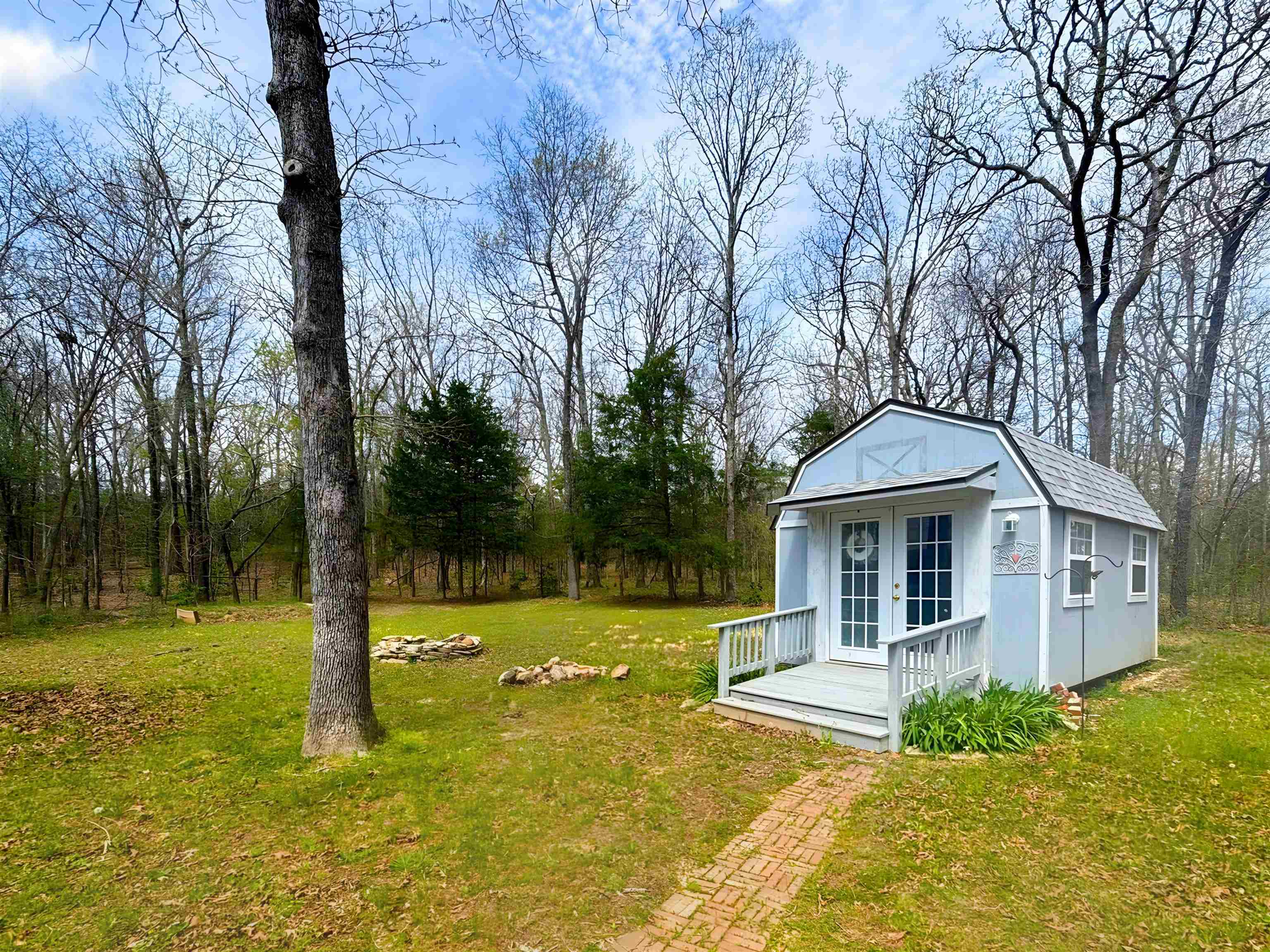 Photo 3 - Residential for sale – 43  Winnebago   Cherokee Village, AR