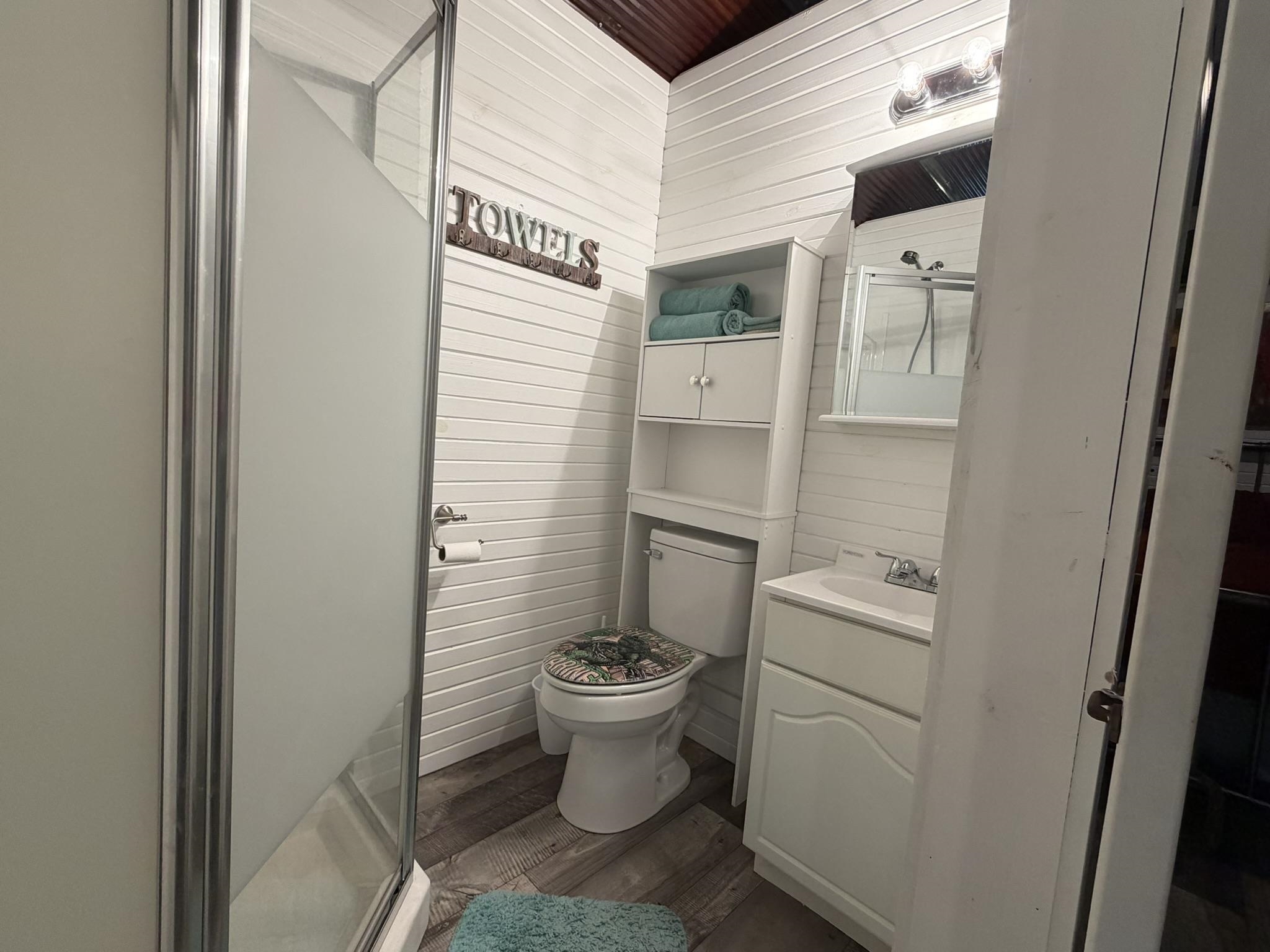 Photo 13 - Residential for sale – 11164 W AR 58 Hwy   Guion, AR