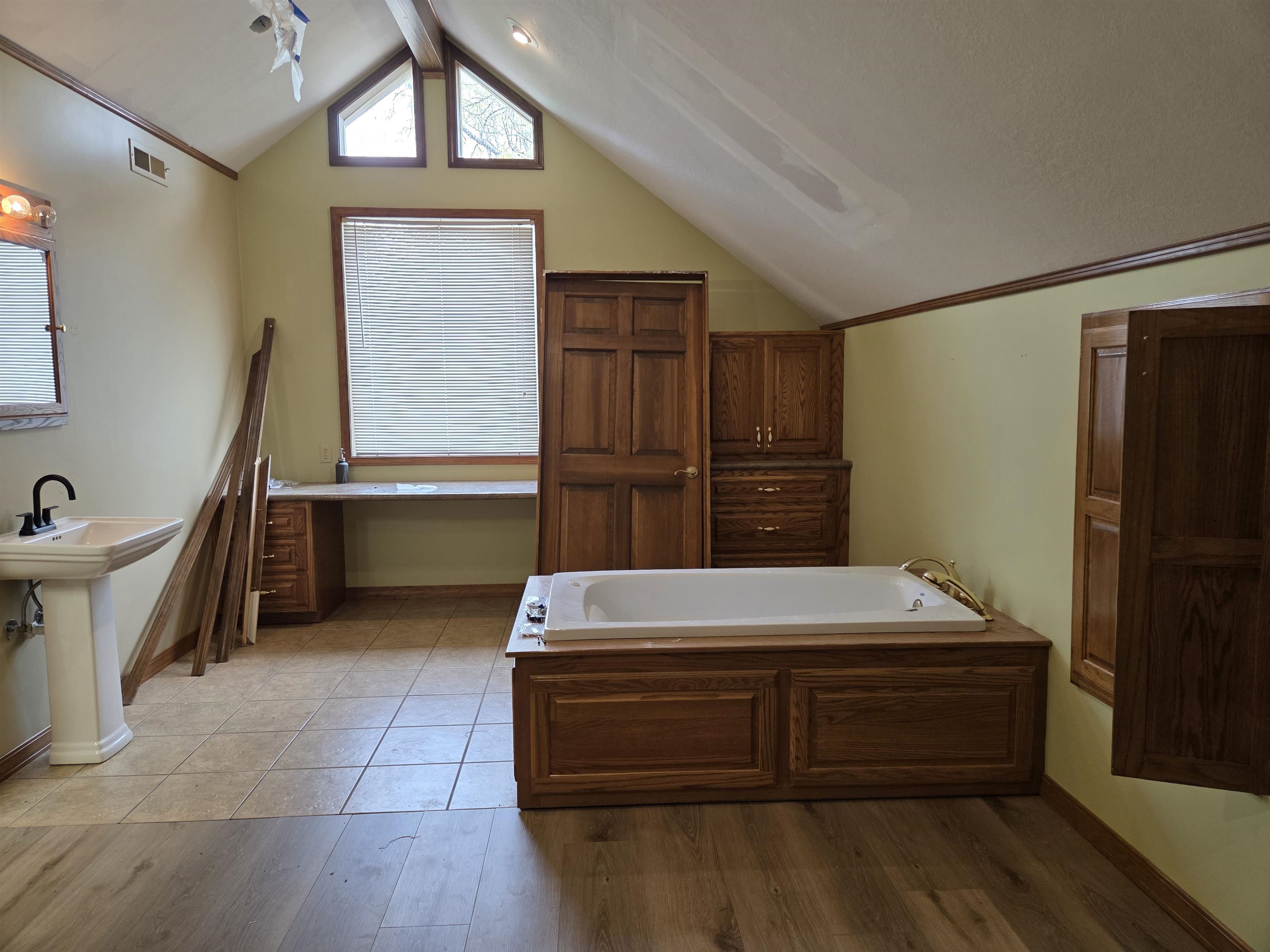 Photo 16 - Residential for sale – 8  Winnebago   Cherokee Village, AR