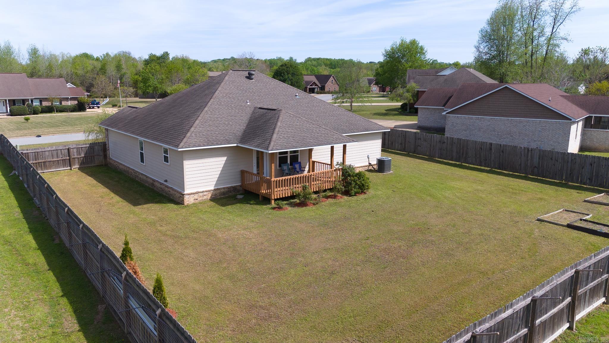 Photo 3 - Residential for sale – 2041  Polk Bayou Loop   Batesville, AR