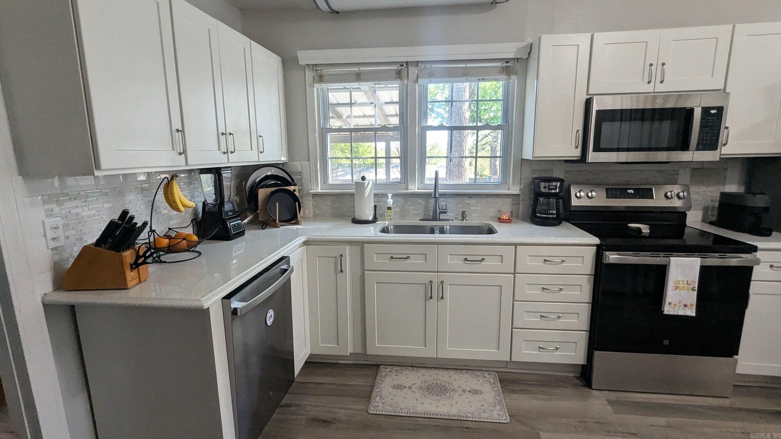 Photo 13 - Residential for sale – 1850  Maple   Batesville, AR