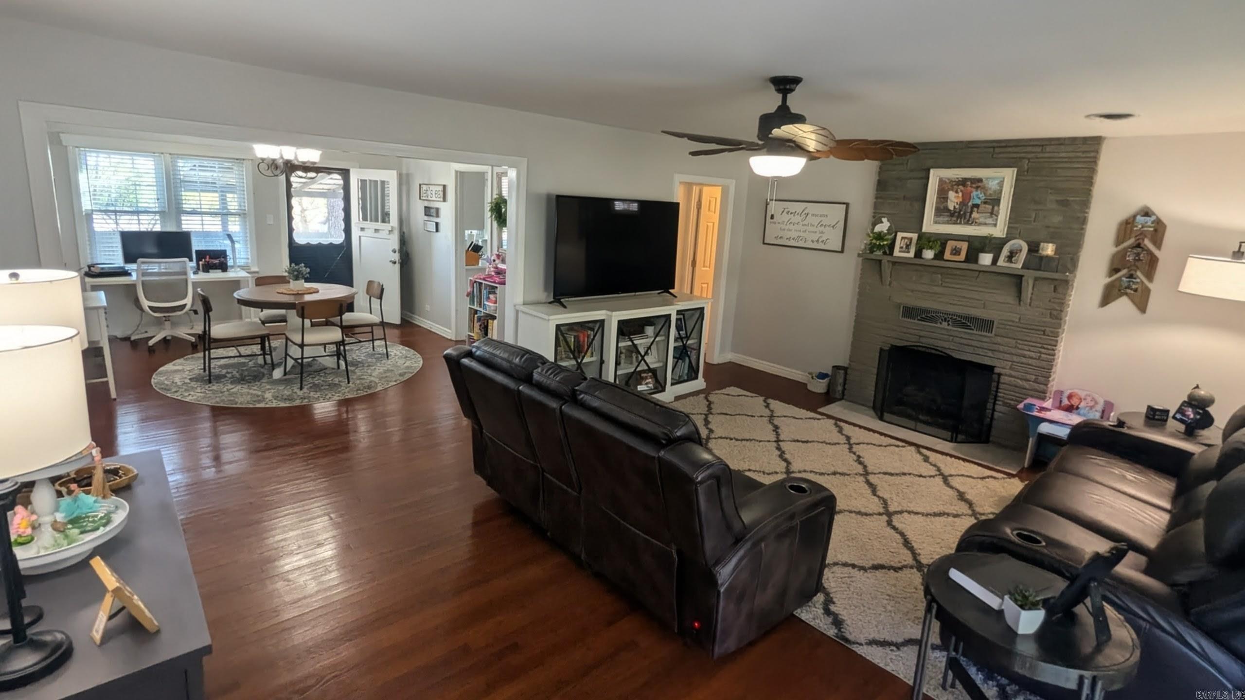 Photo 9 - Residential for sale – 1850  Maple   Batesville, AR