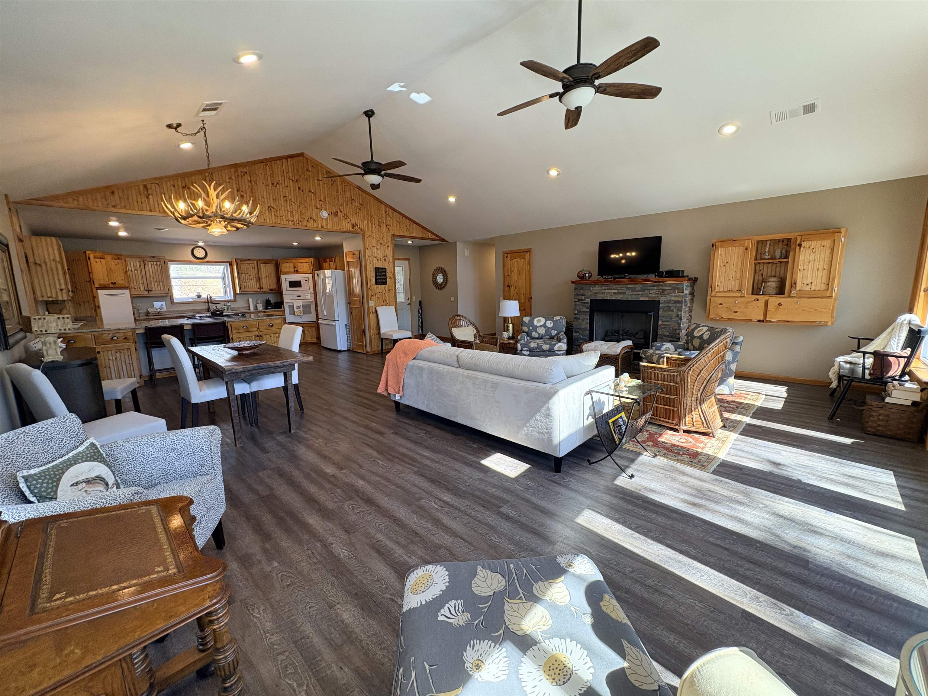 Photo 5 - Residential for sale – 3  Hosti   Cherokee Village, AR