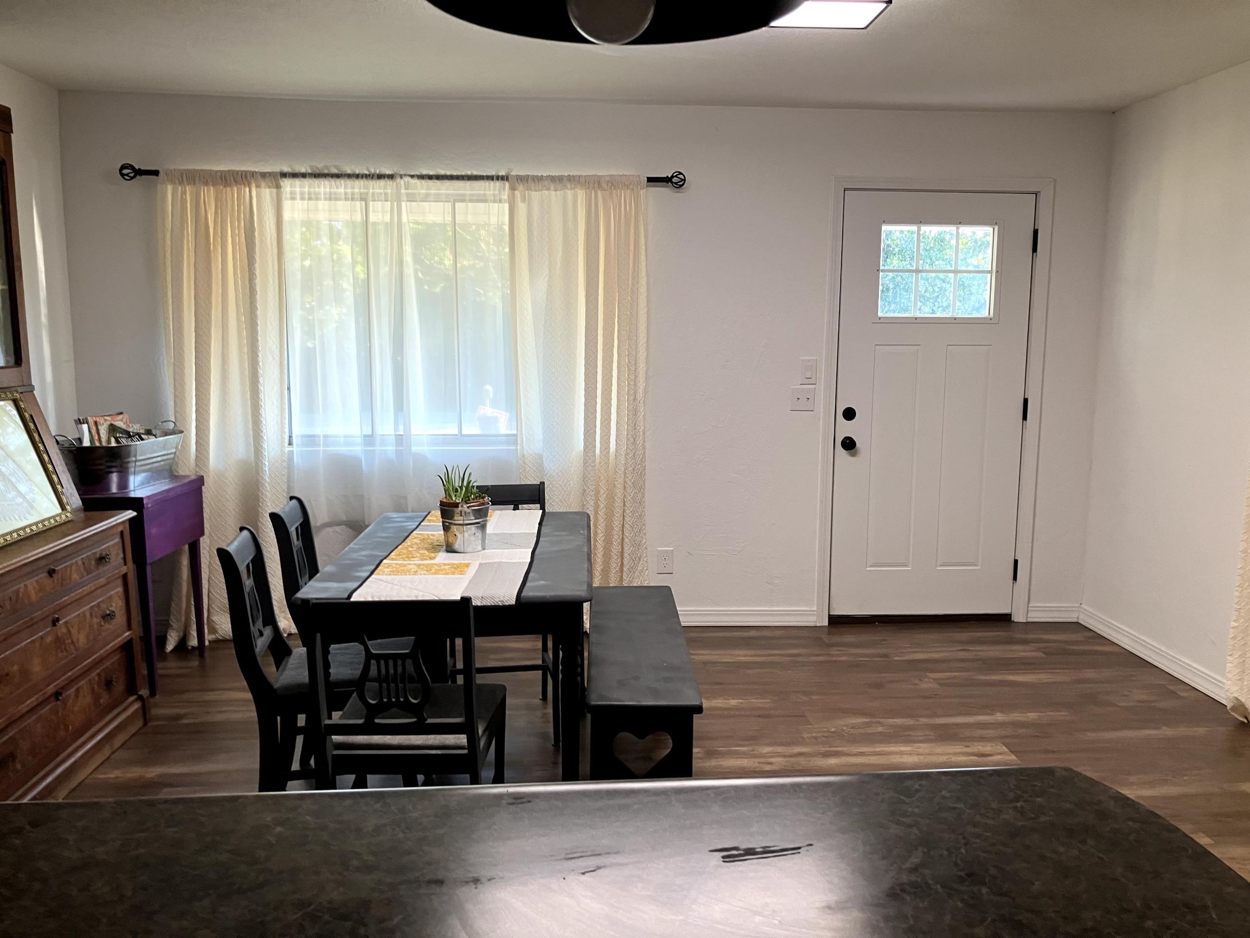 Photo 6 - Residential for sale – 1416 W Cardinal   Horseshoe Bend, AR