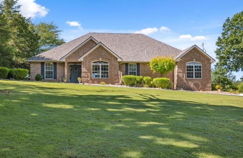 address: 61  Bluff Rd  