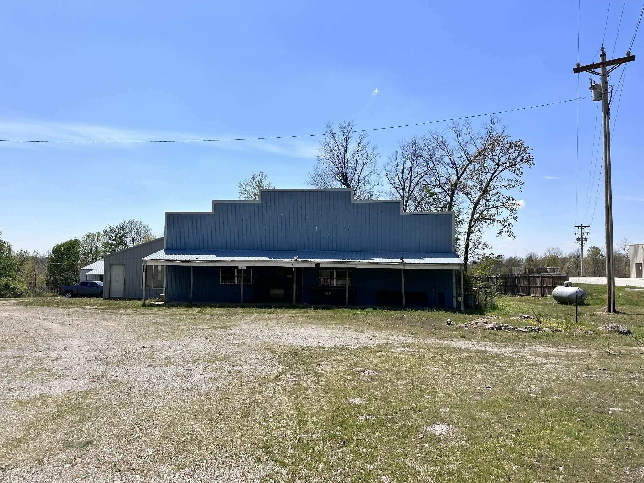 Photo 2 - Commercial / Industrial for sale – 1921  63  No Williford, AR
