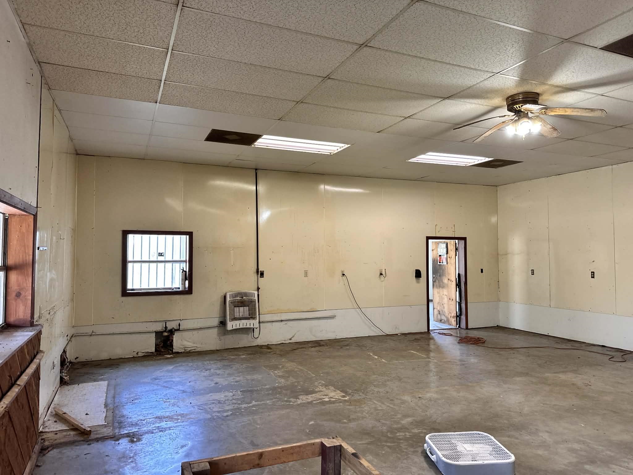 Photo 21 - Commercial / Industrial for sale – 1921  63  No Williford, AR