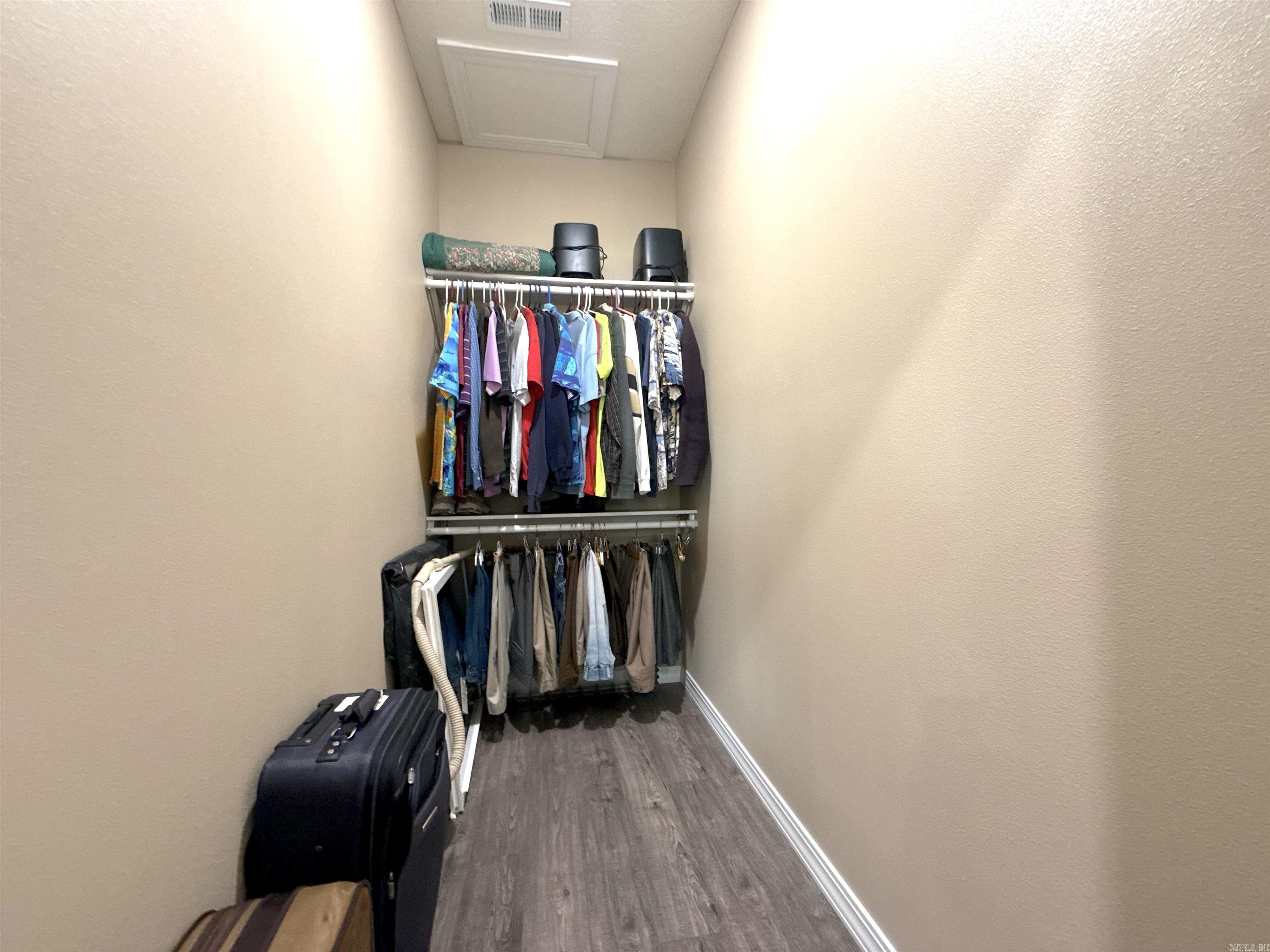 Photo 10 - Residential for sale – 631  Spring Valley   Mammoth Spring, AR