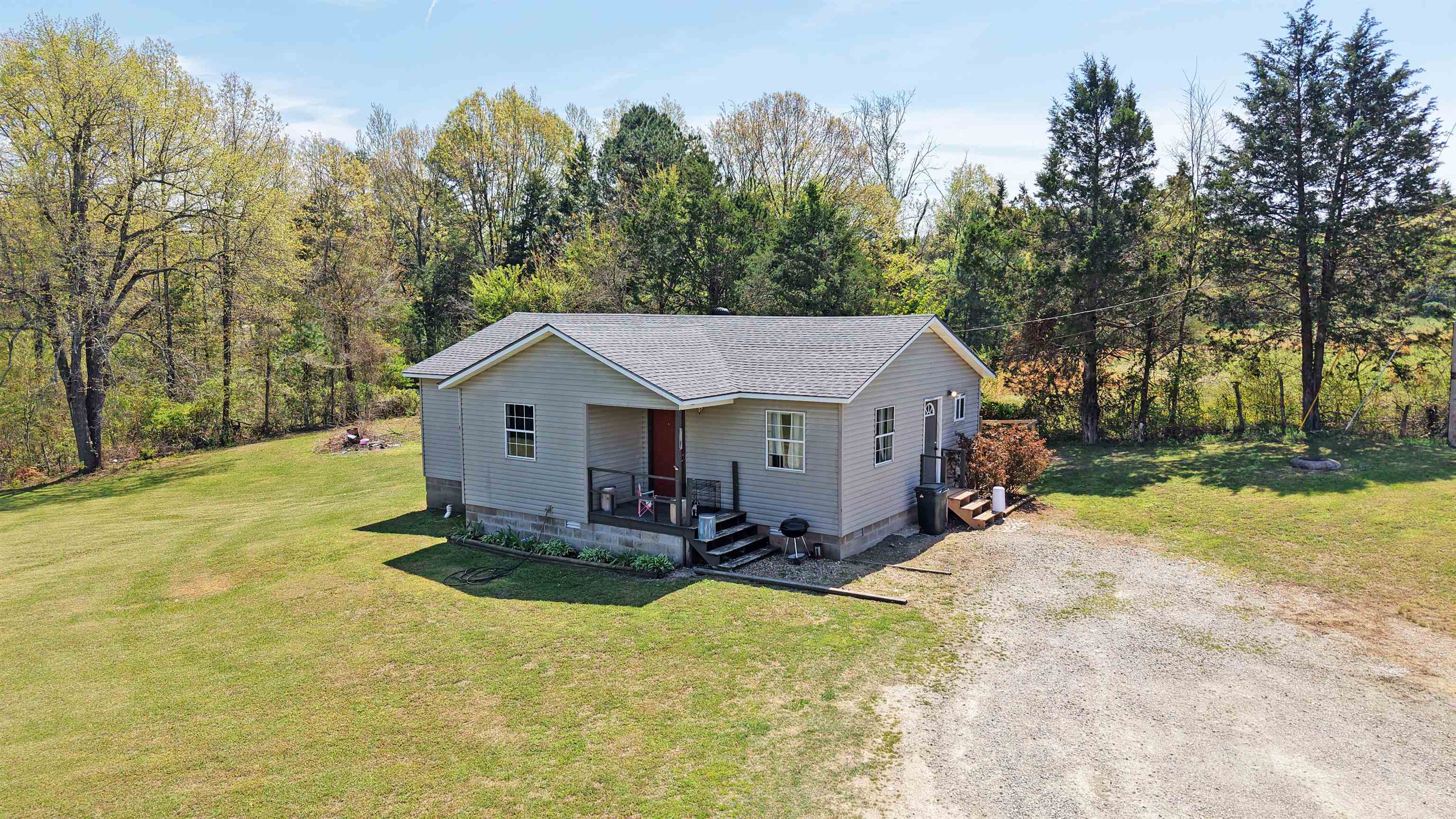 Photo 4 - Residential for sale – 142  Apartment Drive   Melbourne, AR