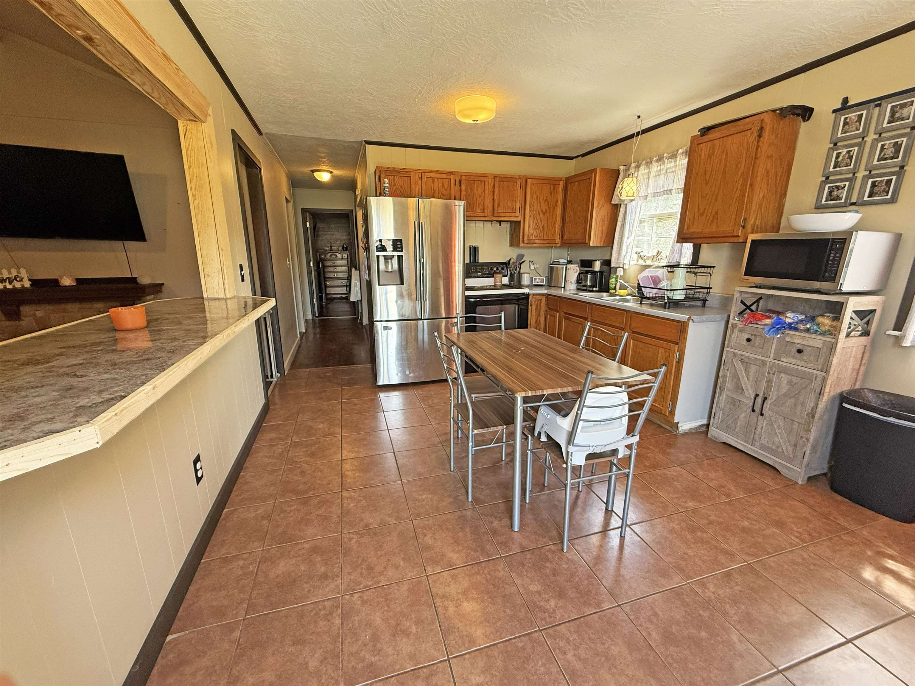 Photo 8 - Residential for sale – 142  Apartment Drive   Melbourne, AR