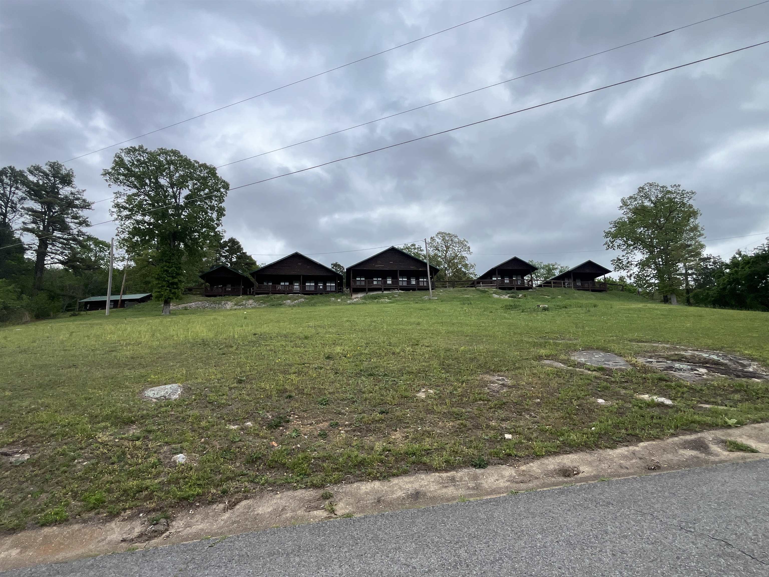 Photo 2 - Commercial / Industrial for sale – 75  Ruddells  Yes Mountain View, AR