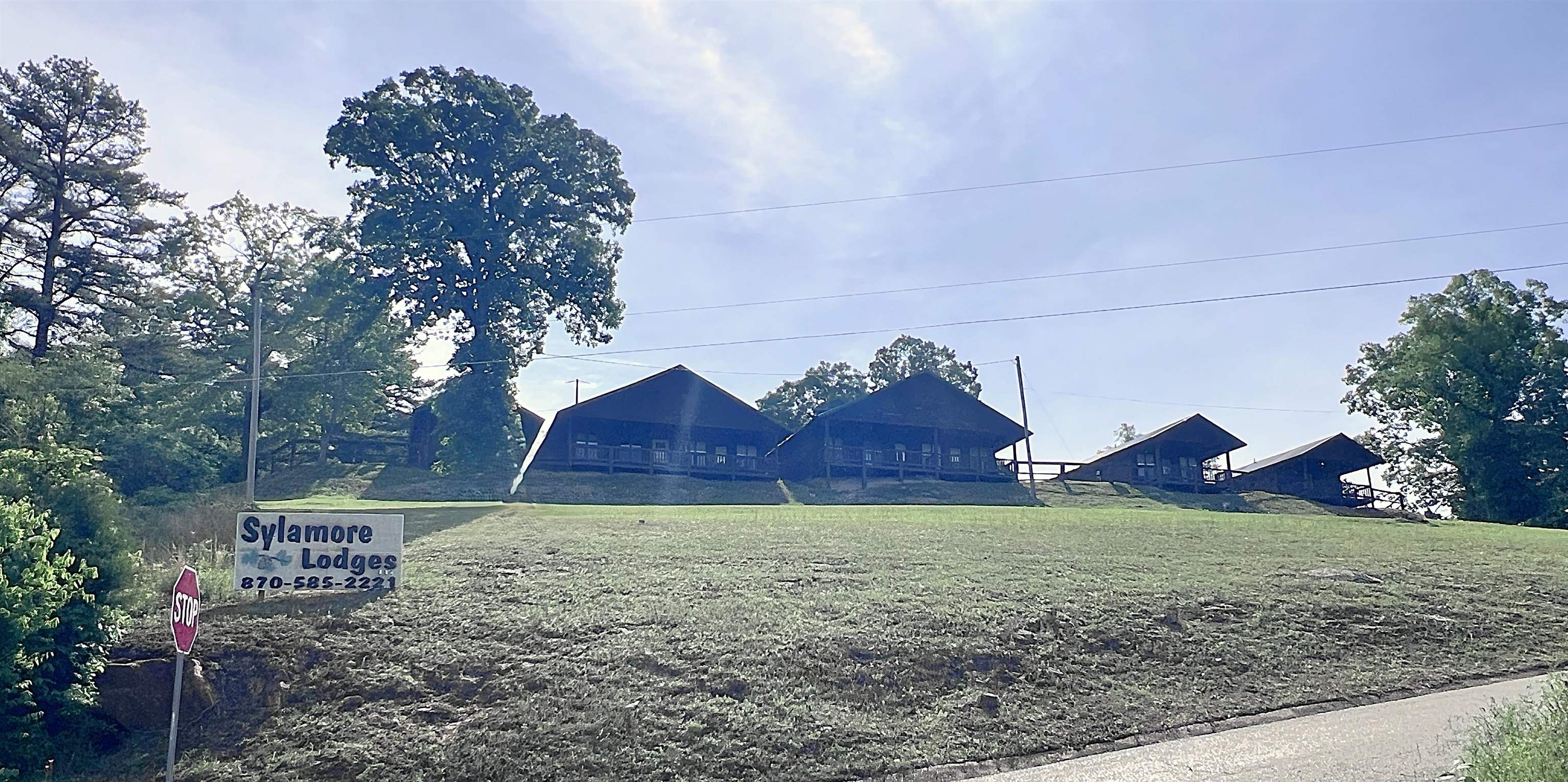 Photo 3 - Commercial / Industrial for sale – 75  Ruddells  Yes Mountain View, AR