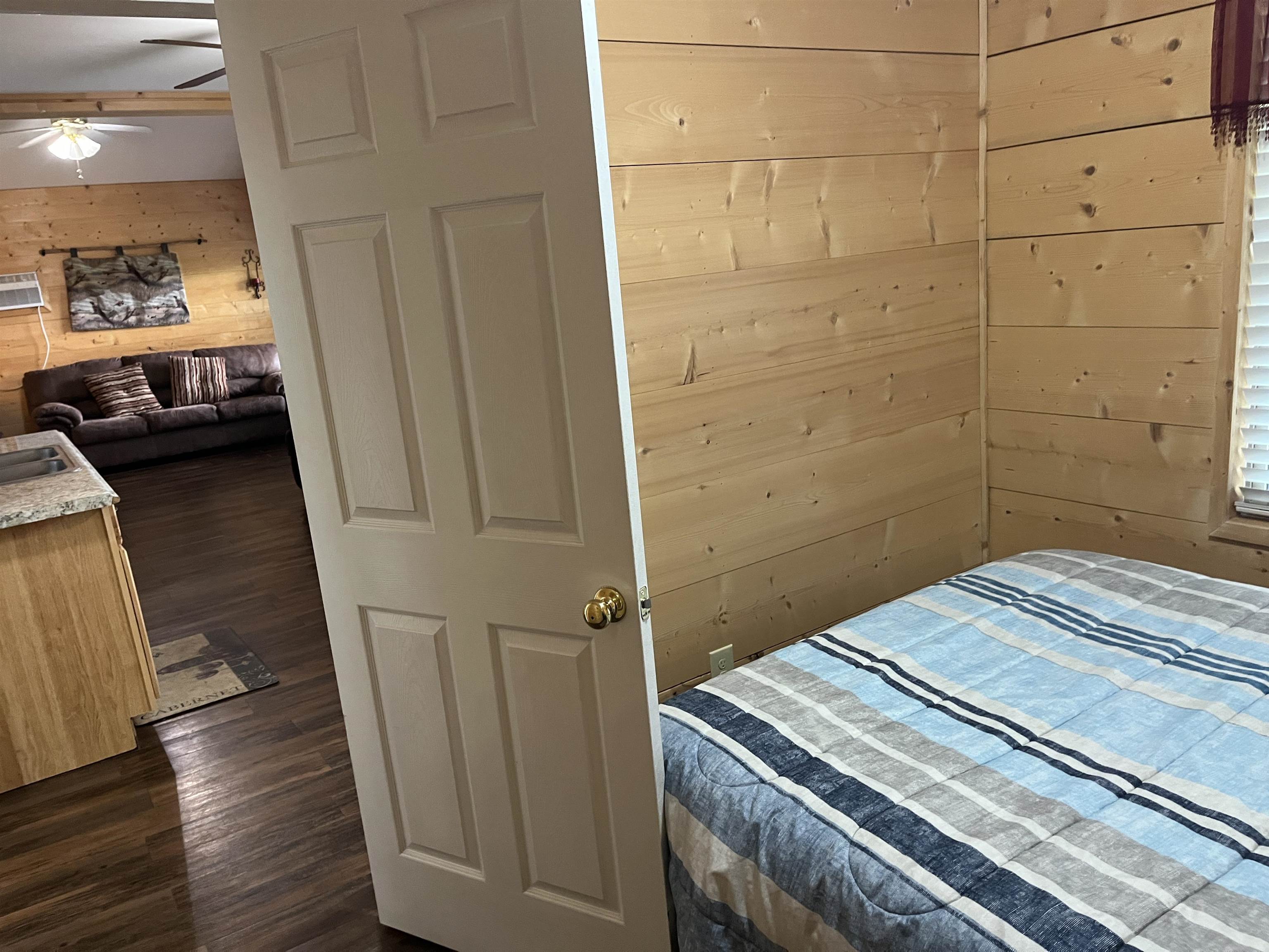 Photo 28 - Commercial / Industrial for sale – 75  Ruddells  Yes Mountain View, AR