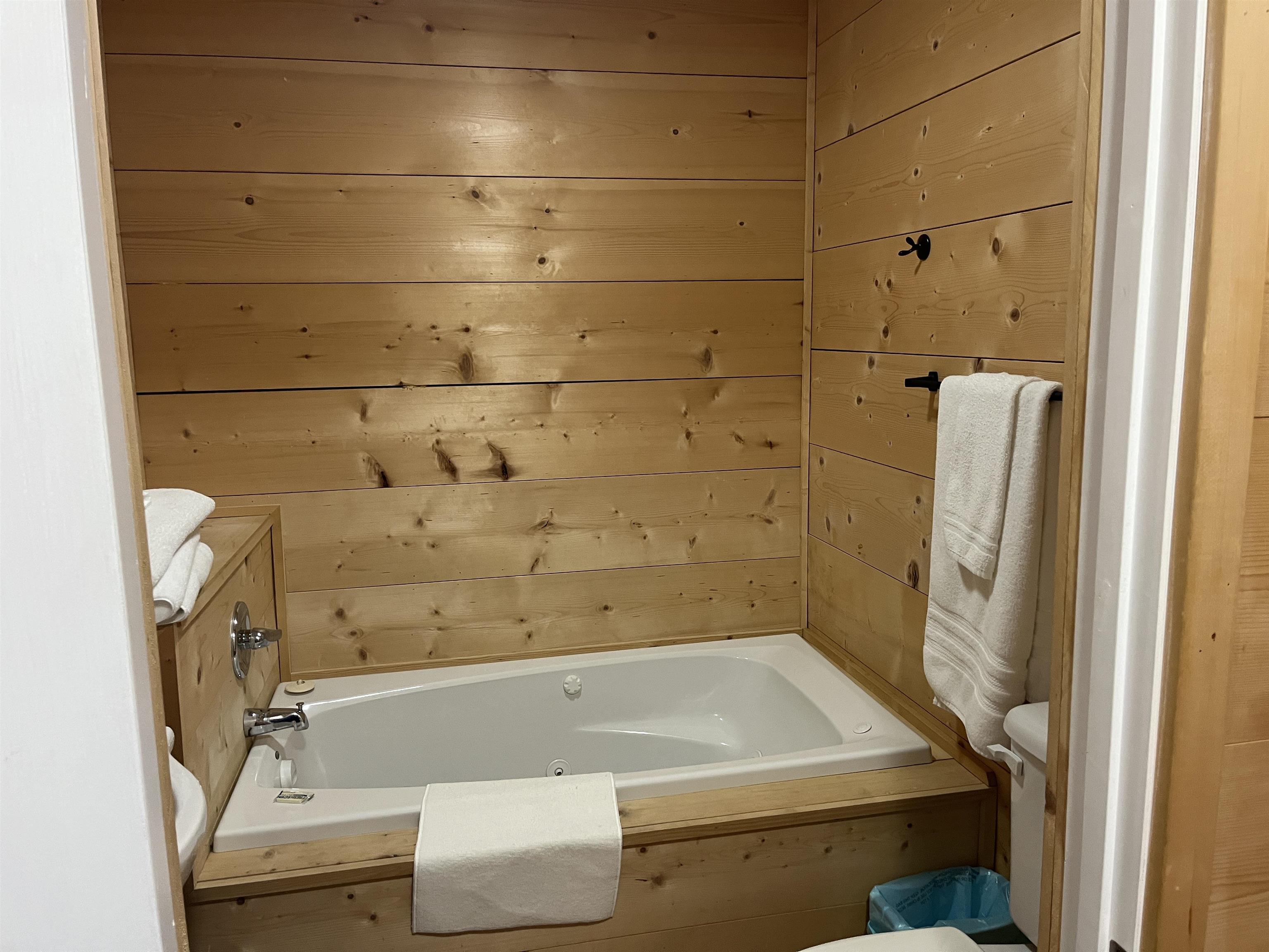 Photo 42 - Commercial / Industrial for sale – 75  Ruddells  Yes Mountain View, AR