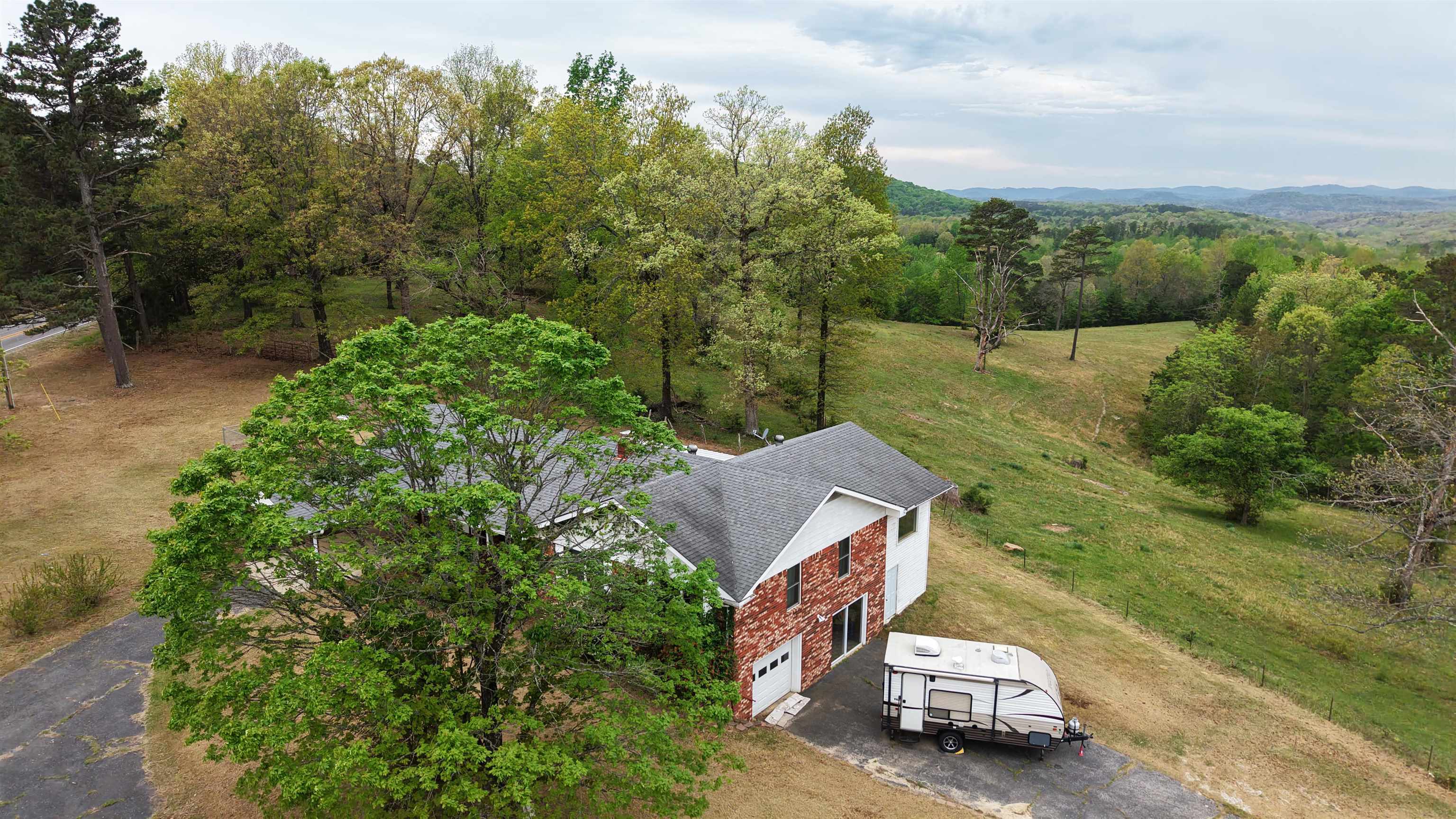 Photo 3 - Residential for sale – 4721 W AR  58   Melbourne, AR