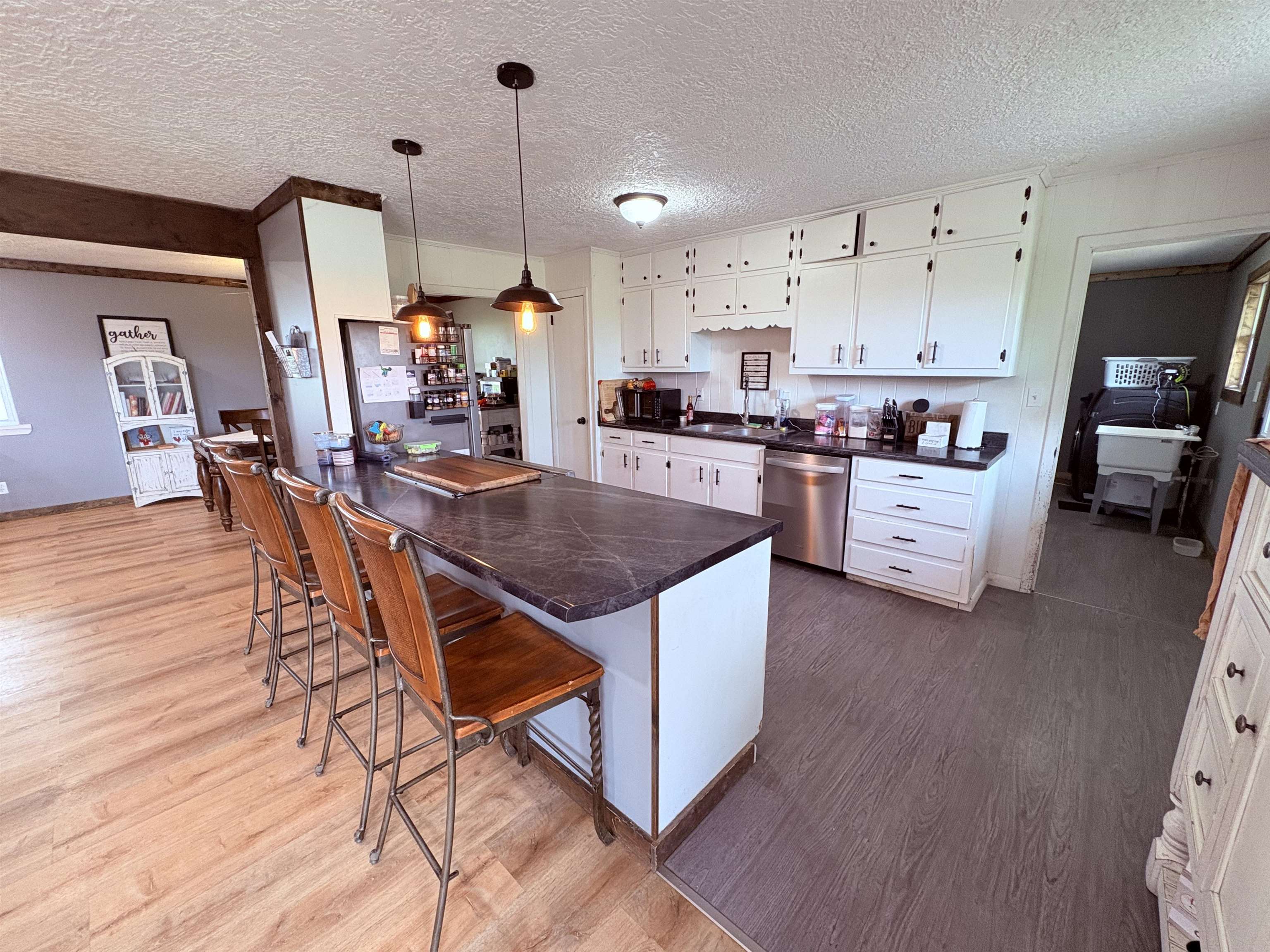 Photo 14 - Residential for sale – 621  Hwy 62 W   Ash Flat, AR