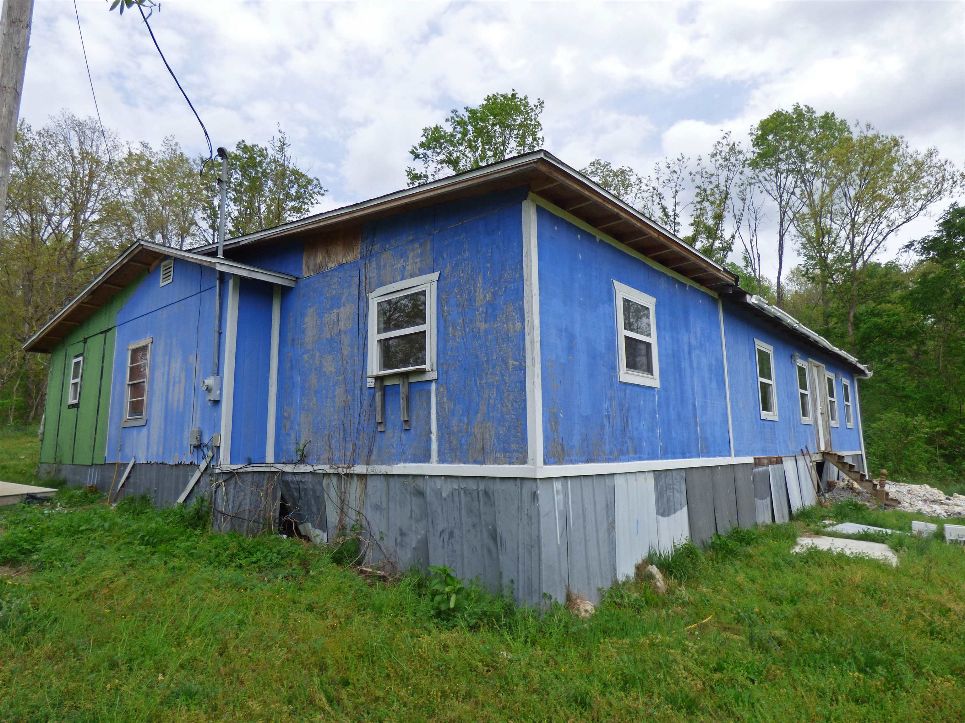 Residential for sale – 1012  Martin Creek   Williford, AR