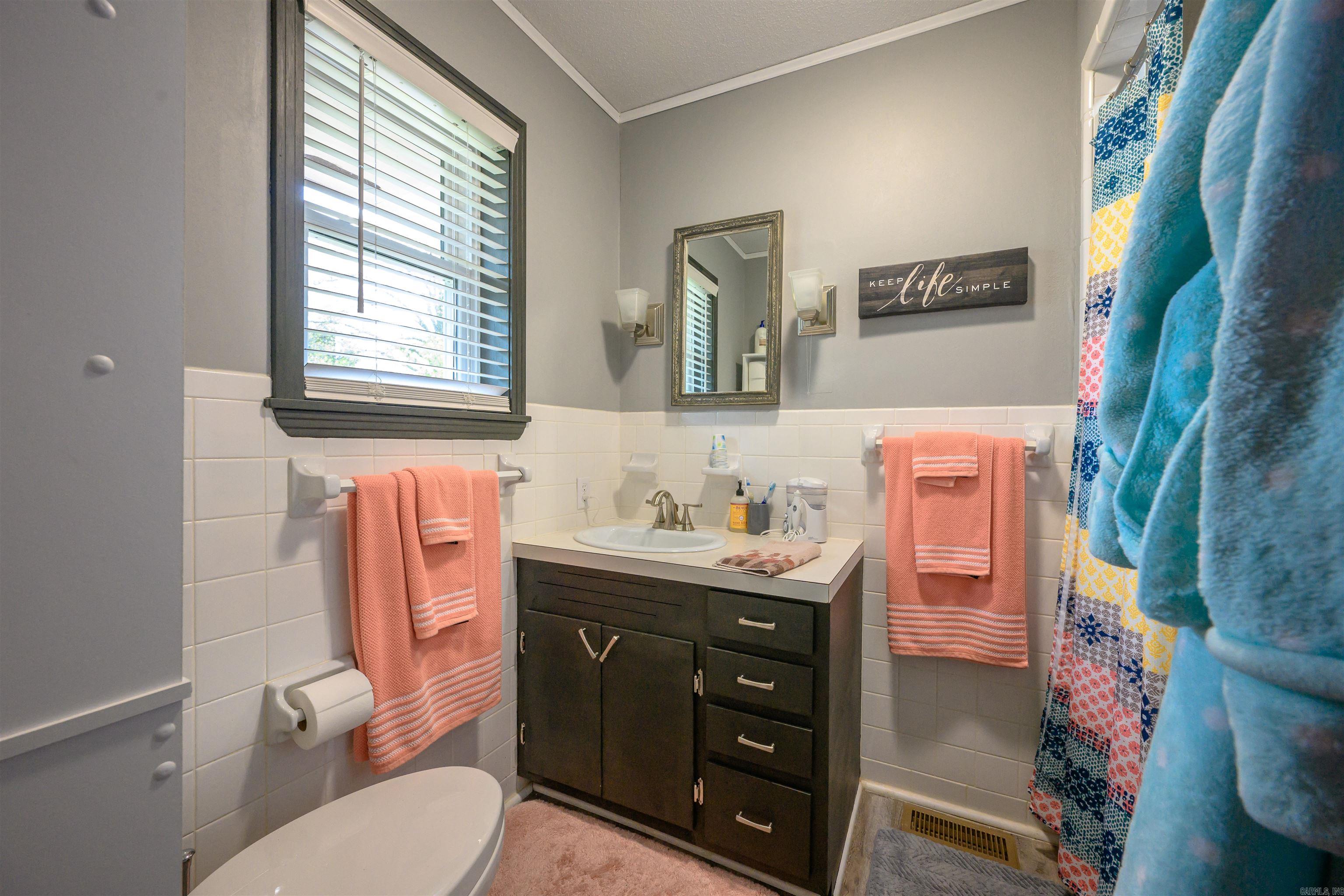 Photo 18 - Residential for sale – 140 N Spring   Melbourne, AR